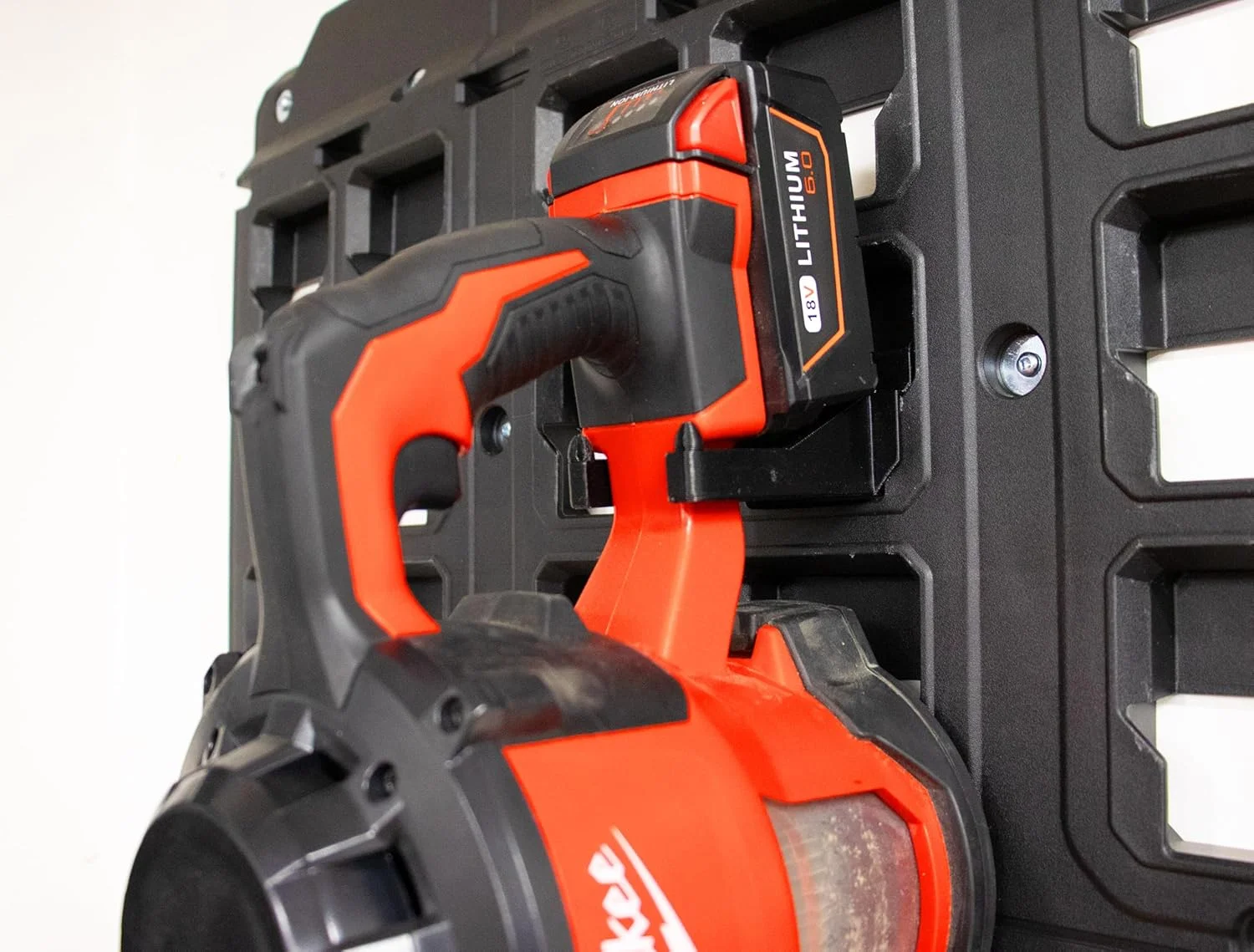 نگهدارنده جاروبرقی M18 دیواری پک اوت میلواکی