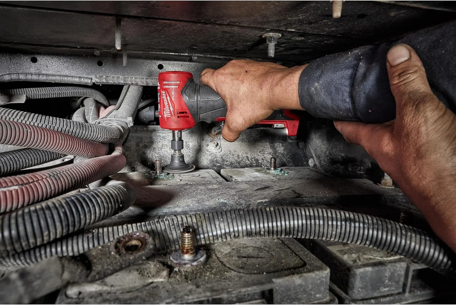 فرز انگشتی بادی مستقیم زاویه دار M12 FUEL میلواکی مدل M12 FDGA (بدون باتری و شارژر)