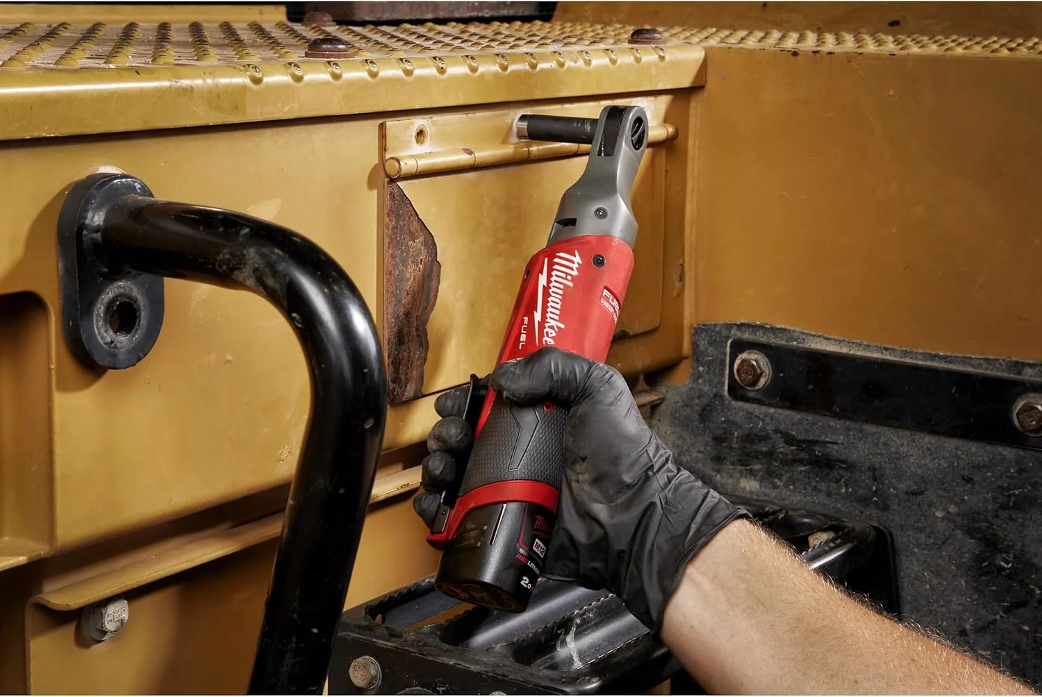 آچار جغجغه ای شارژی میلواکی مدل M12 FIR12-0 | سوخت ½ باتری 12 ولت M12FIR12-0 قرمز