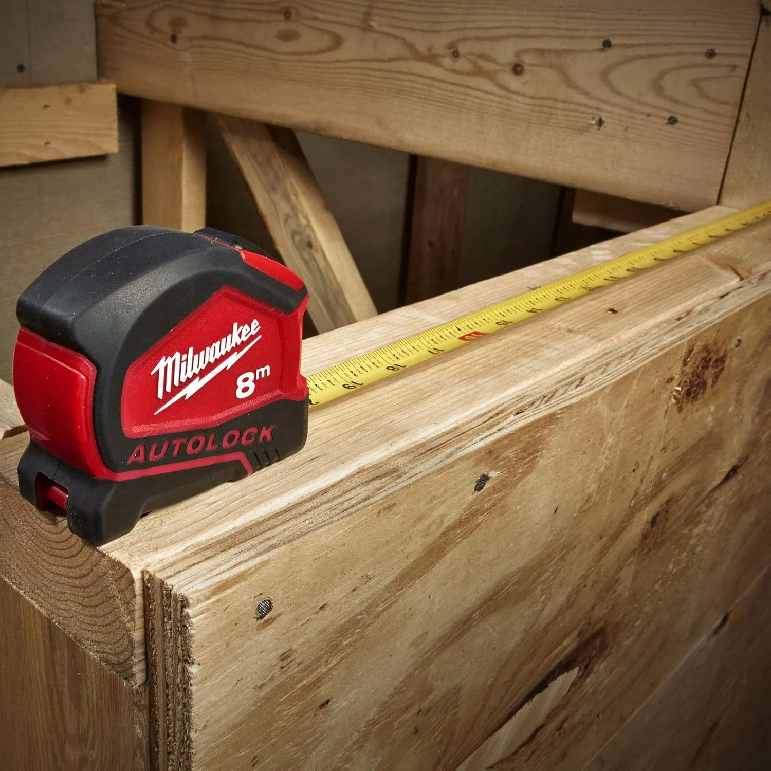 متر نواری اتوماتیک قفل میلواکی 4932464665، 5 متری/16 فوتی (عرض 25 میلی متر)