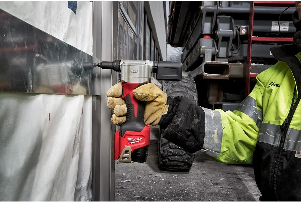 ابزار پرچ کن شارژی 12 ولت میلواکی مدل 2550-20 (فقط ابزار)