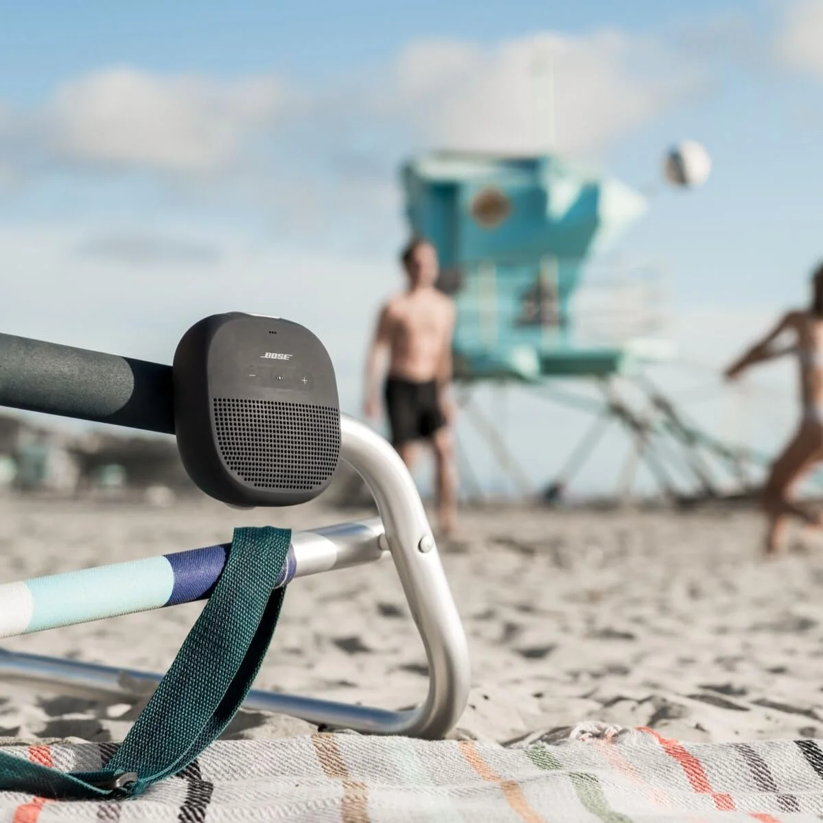 اسپیکر بلوتوثی قابل حمل ضد آب Bose SoundLink Micro با اتصال بلوتوث بی سیم - مشکی اسپیکر بلوتوثی قابل حمل ضد آب Bose SoundLink Micro با اتصال بلوتوث بی سیم - مشکی