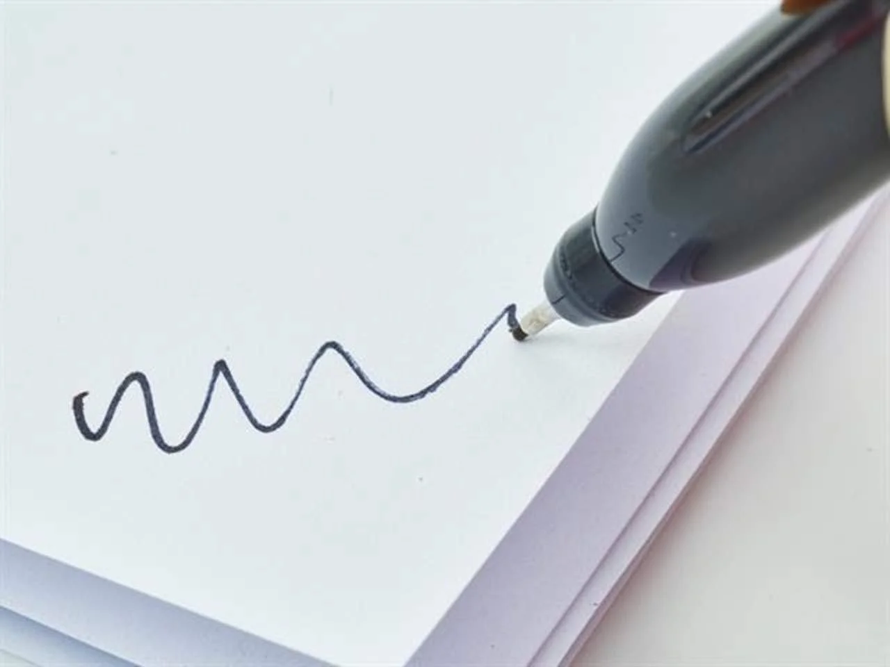 قلم های نوک بسیار ظریف مشکی میلواکی مدل MHT48223164 INKZALLTM (بسته 4 عددی)