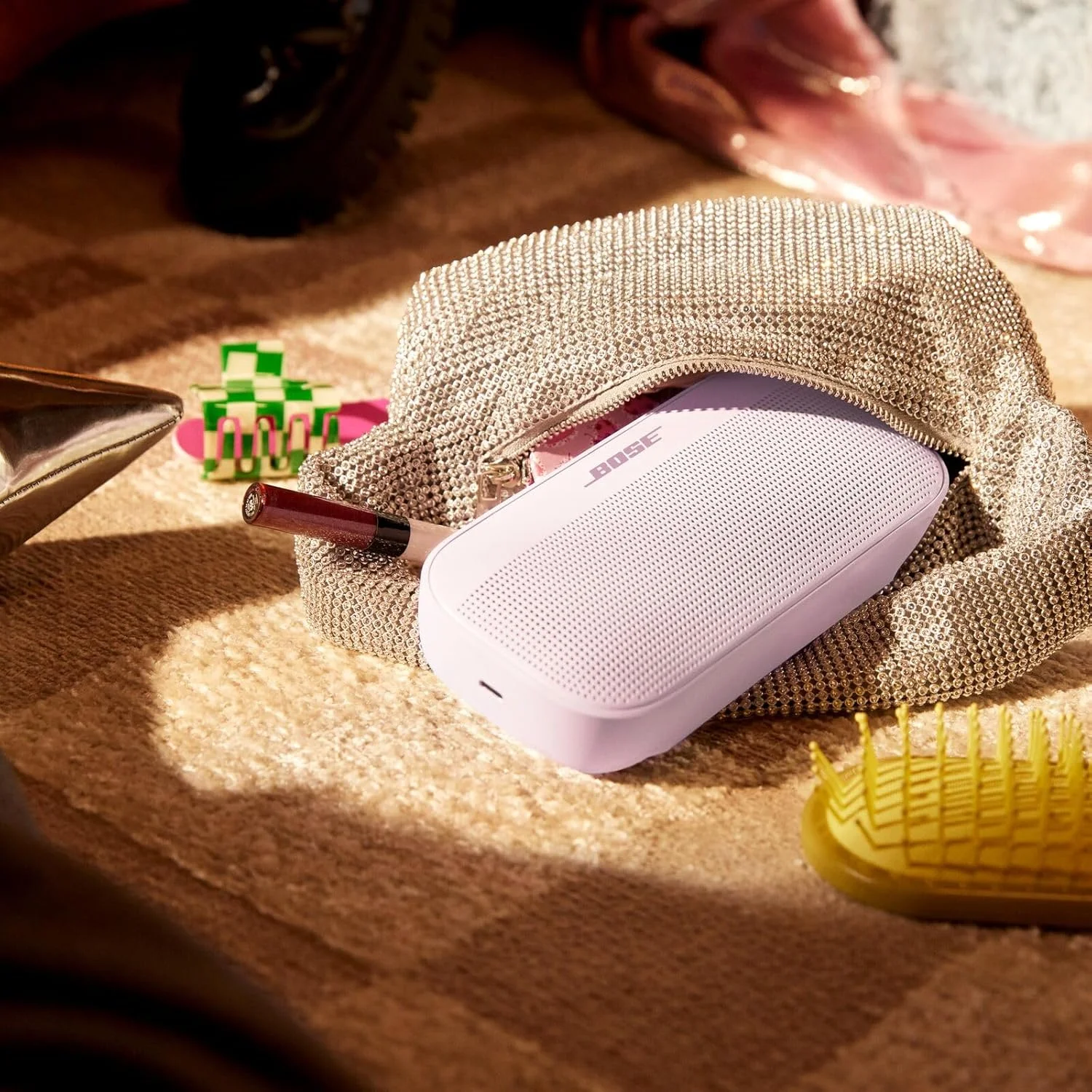 اسپیکر بلوتوثی قابل حمل Bose SoundLink Flex (نسل دوم)، اسپیکر قابل حمل فضای باز با صدای Hi-Fi، عمر باتری تا 12 ساعت، ضد آب و ضد گرد و غبار، صورتی گلبرگ اسپیکر بلوتوثی قابل حمل Bose SoundLink Flex (نسل دوم)، اسپیکر قابل حمل فضای باز با صدای Hi-Fi، عمر باتری تا 12 ساعت، ضد آب و ضد گرد و غبار، صورتی گلبرگ