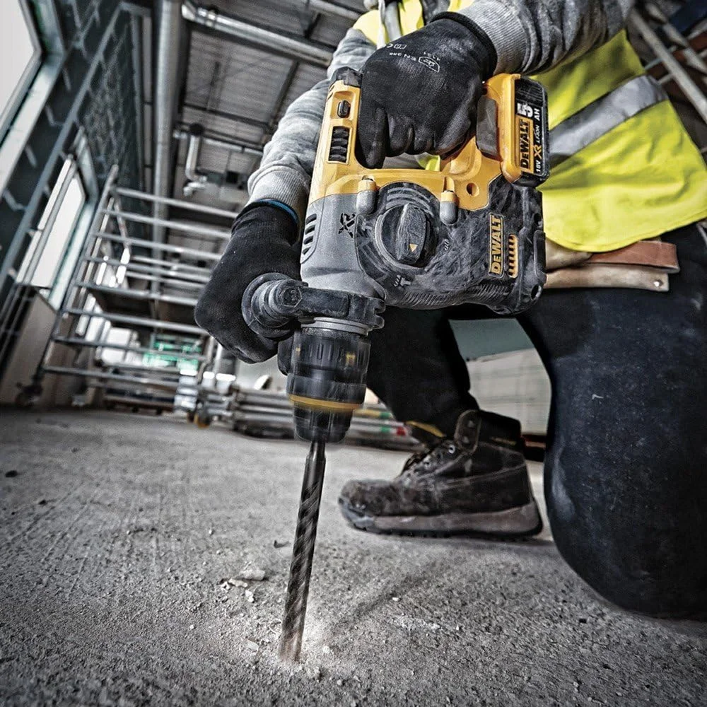 چکش تخریب بتن SDS-Plus براشلس 18 ولت Dewalt، زرد/مشکی، مدل Dch273P2-Gb چکش تخریب بتن SDS-Plus براشلس 18 ولت Dewalt، زرد/مشکی، مدل Dch273P2-Gb