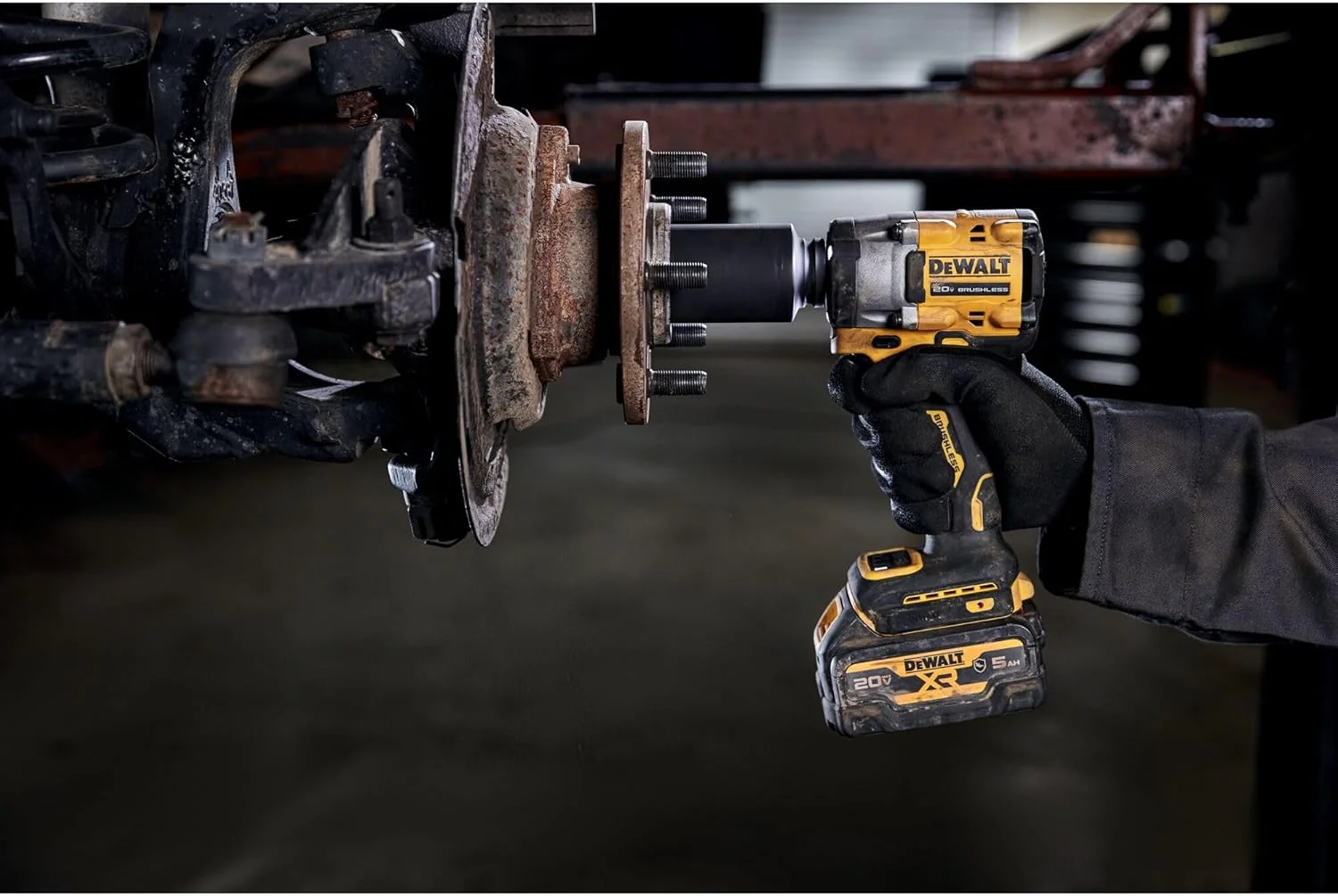 آچار ضربه ای بی سیم 3/8 اینچی Dewalt DCF923B ATOMIC 20V MAX Brushless Lithium-Ion با رینگ خوکی (فقط ابزار) آچار ضربه ای بی سیم 3/8 اینچی Dewalt DCF923B ATOMIC 20V MAX Brushless Lithium-Ion با رینگ خوکی (فقط ابزار)