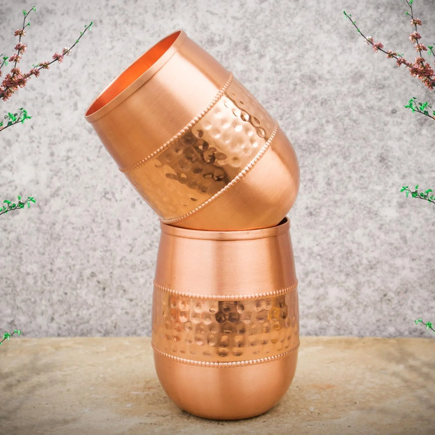 لیوان مسی ست 2 عددی - دست ساز چکش کاری شده و ساده (شکل بشکه ای)، تقویت ایمنی و لذت بردن از مزایای آیورودا، ظرفیت 250 میلی لیتر لیوان مسی ست 2 عددی - دست ساز چکش کاری شده و ساده (شکل بشکه ای)، تقویت ایمنی و لذت بردن از مزایای آیورودا، ظرفیت 250 میلی لیتر