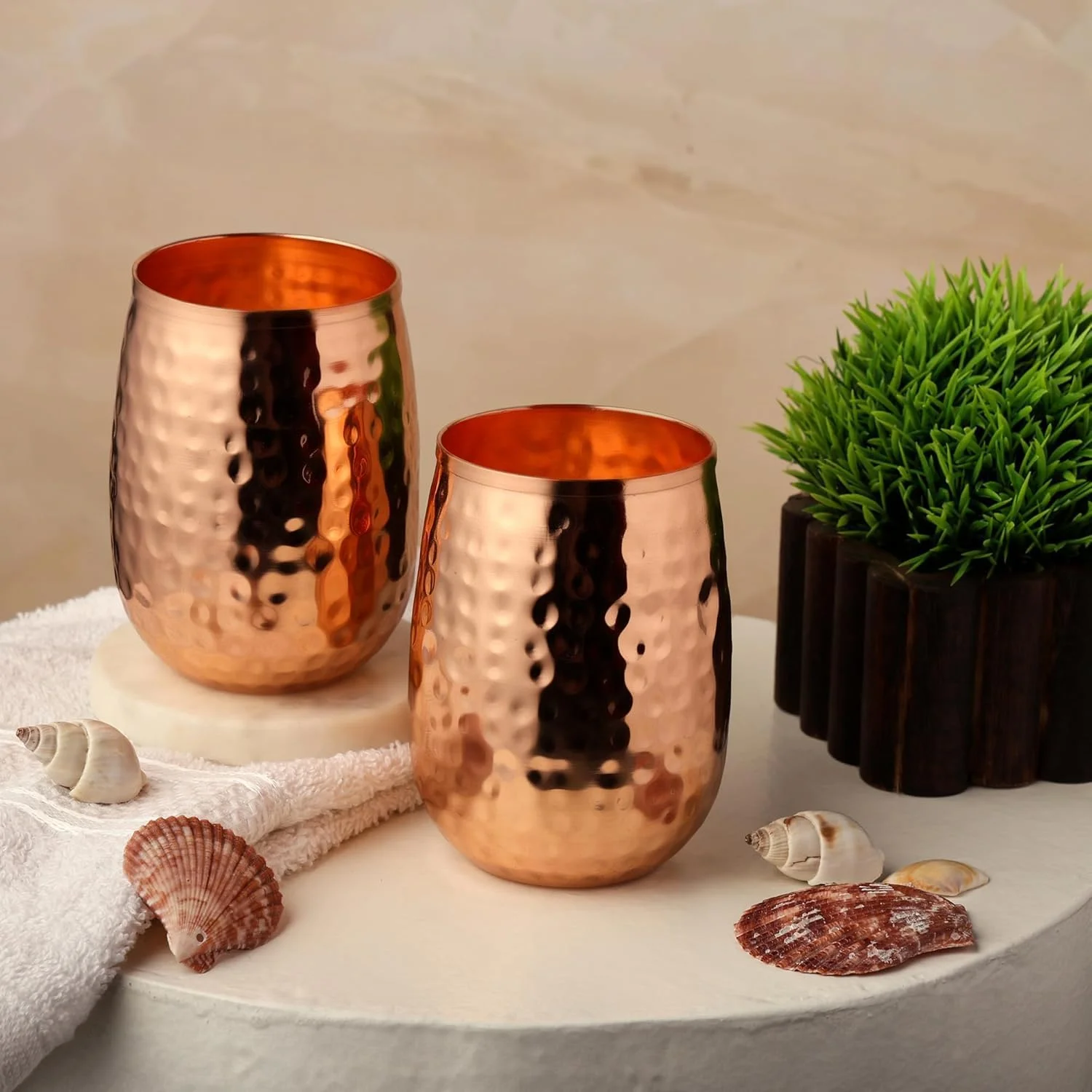 ست لیوان مسی 2 عددی - مدل بشکه ای (طرح چکش خورده)، تقویت ایمنی و لذت بردن از مزایای آیورودا، ظرفیت 250 میلی لیتر ست لیوان مسی 2 عددی - مدل بشکه ای (طرح چکش خورده)، تقویت ایمنی و لذت بردن از مزایای آیورودا، ظرفیت 250 میلی لیتر