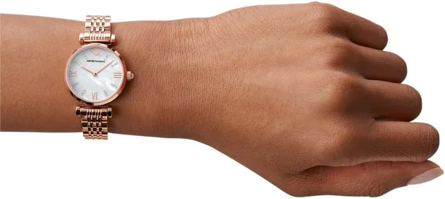 ساعت مچی زنانه امپوریو آرمانی مدل T-bar، بدنه استیل ضد زنگ، سایز 28 میلی متر