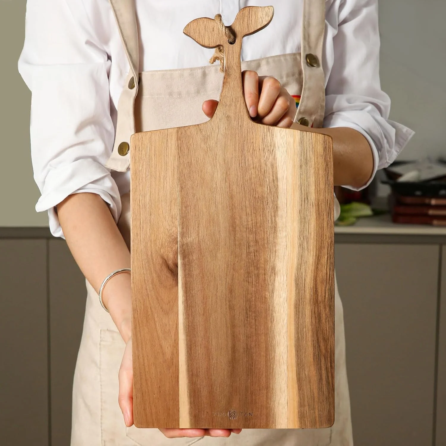 تخته برش چوبی آکاسیا یوسوتان با دسته، 35.5 در 17.7 سانتی متر، تخته سرو پنیر، تخته پارویی، تخته خردکن چند منظوره، تخته سرو چوبی تزئینی برای پیتزا، پنیر، گوشت، میوه، نان و پخت