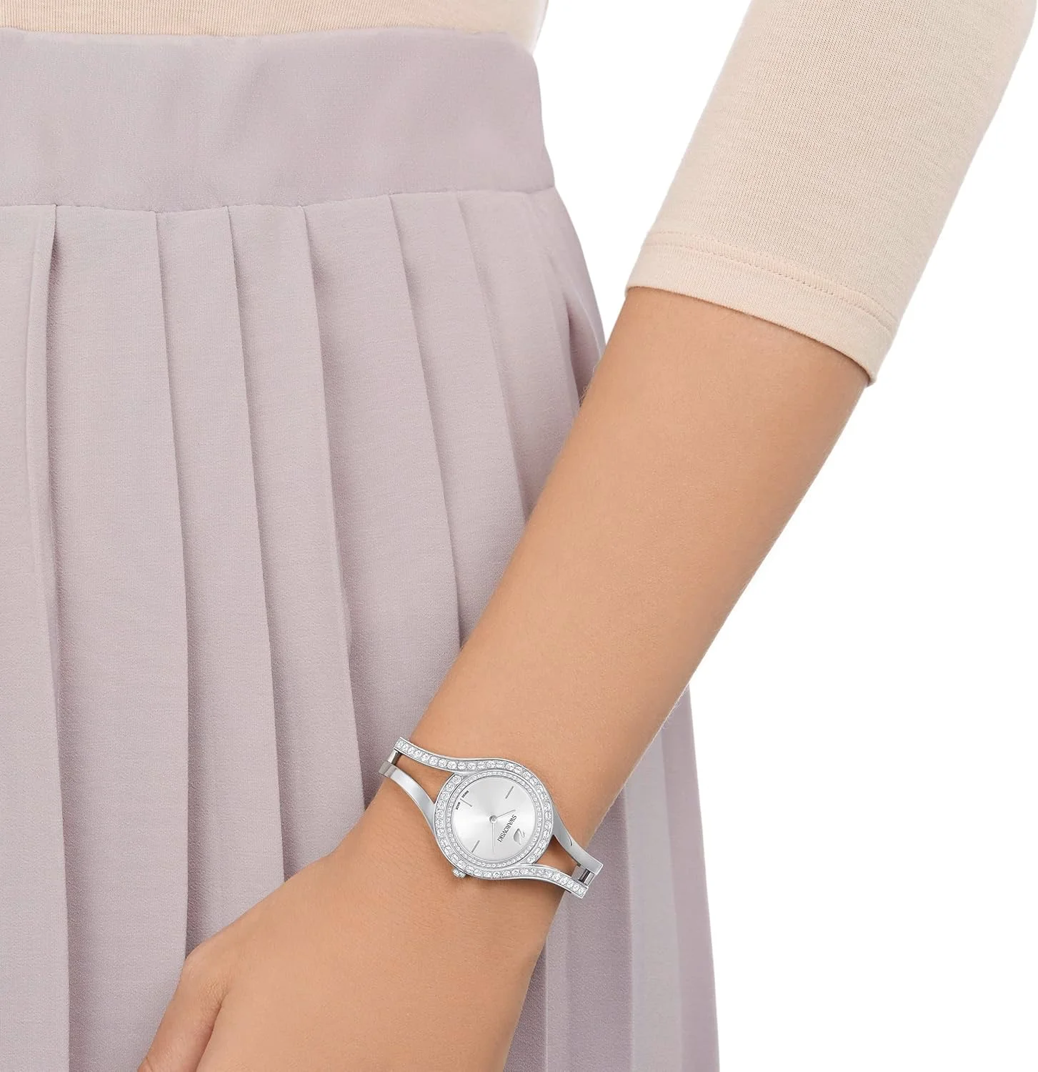 مجموعه ساعت های کریستال سواروسکی، کریستال های آبی، کریستال های مشکی، کریستال های شفاف