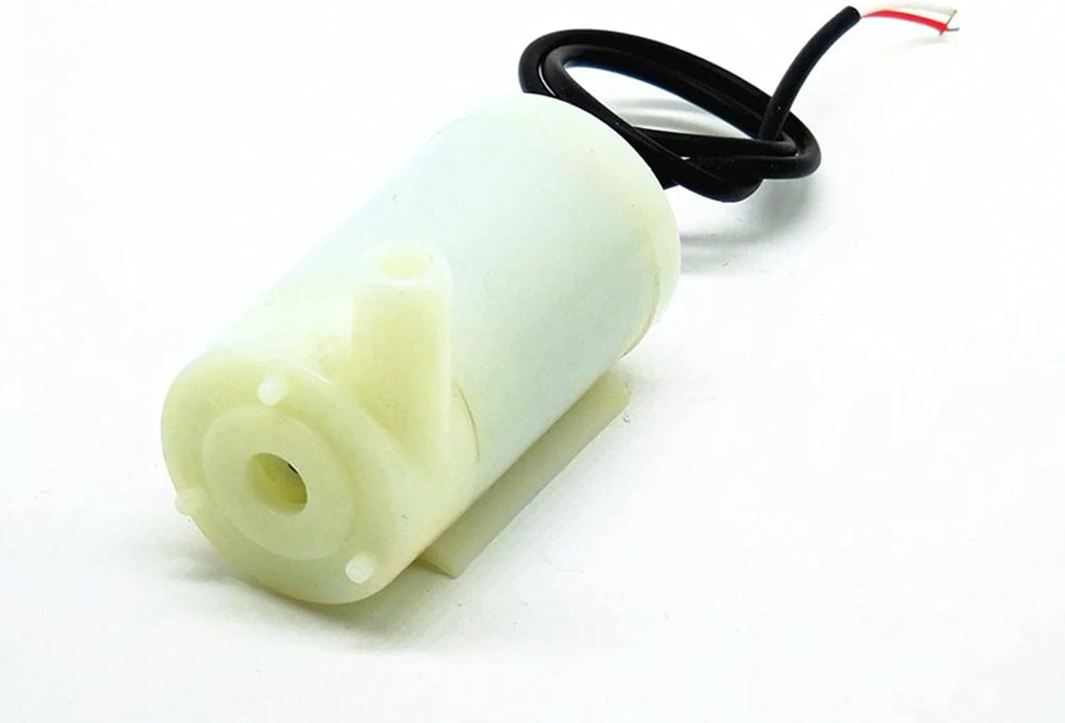 پمپ آب مینیاتوری زیر آبی Young Wolf، 4 عددی، DC 3V 5V به همراه 3 متر لوله وینیل شفاف، پمپ موتور براشلس کم صدا، پمپ آب جدید برای آکواریوم، باغ و گیاهان