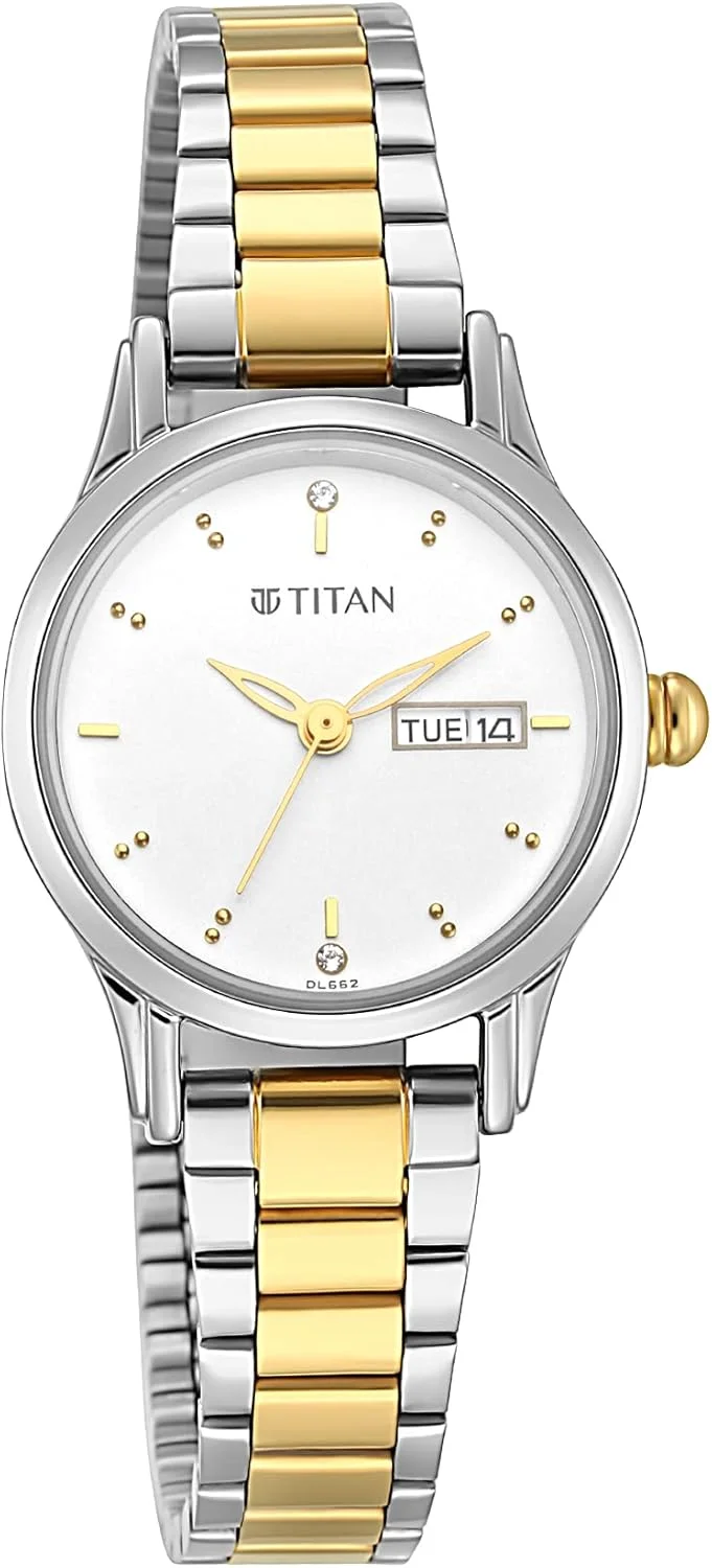 ساعت مچی آنالوگ زنانه تایتان کارিশما با صفحه گرد سفید و بند فلزی دو رنگ - 2656BM01
