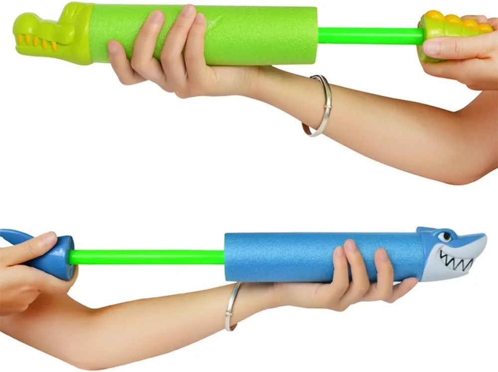 تفنگ آب پاش طرح کوسه بامزه، اسباب بازی تفنگ آبی پمپی مناسب استخر و ساحل