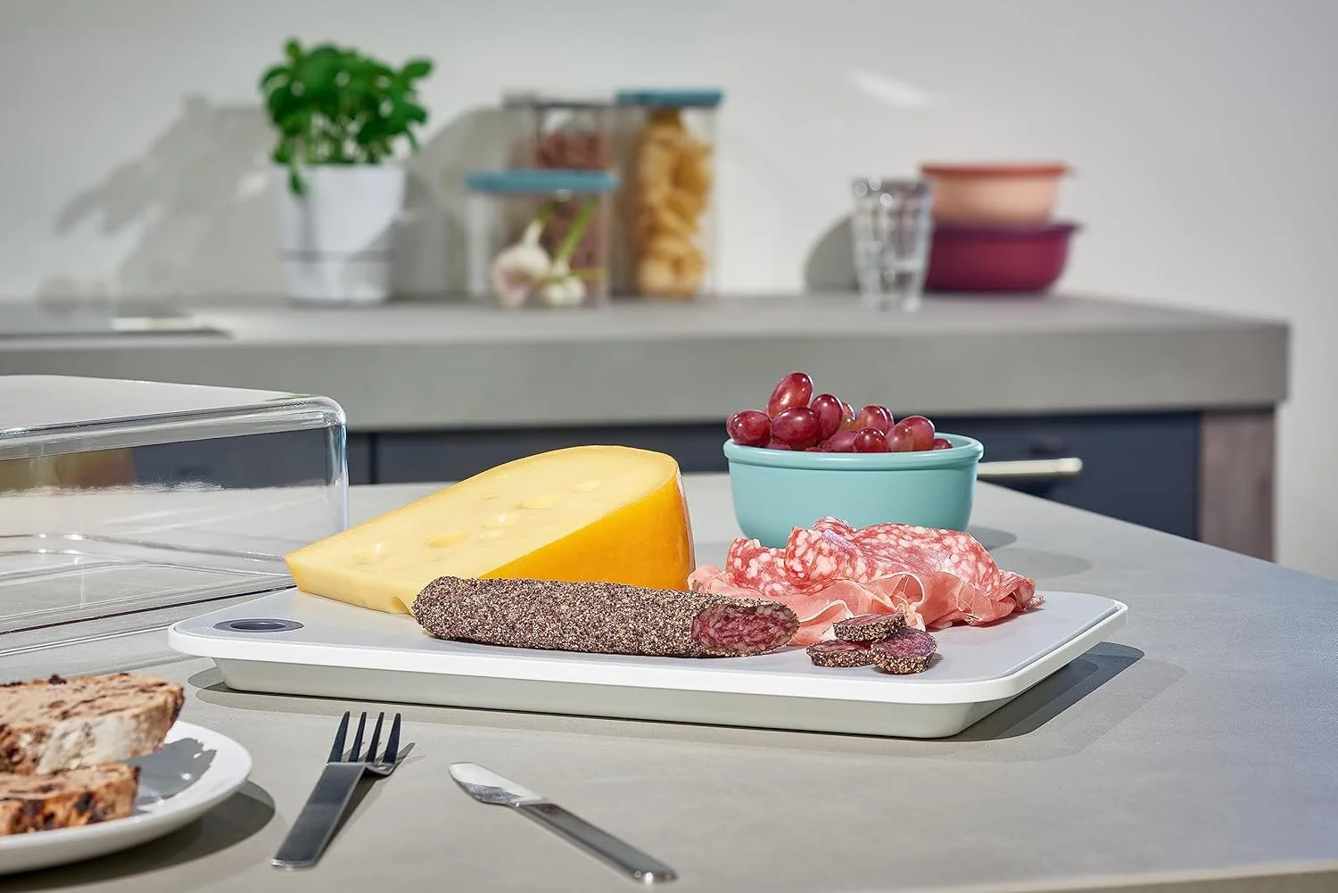 مِپال - محفظه نگهداری پنیر برای یخچال مدل Modula - جعبه نگهداری 2800 میلی لیتری با درب برای برش ها و تکه های پنیر - نگهداری پنیر در یخچال با تخته برش جداشدنی - سازمان دهنده آشپزخانه و یخچال