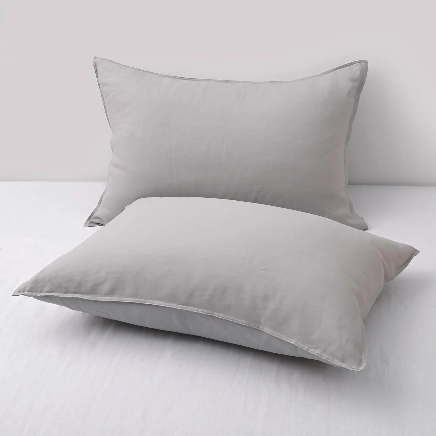 روبالشی های کتانی CHUFFED، بسته 2 عددی، 100% کتانی، روبالشی های استاندارد، تنفس پذیر و خنک کننده، روبالشی های شسته شده با بست زیپی، 50x76 سانتی متر، خاکستری روشن روبالشی های کتانی CHUFFED، بسته 2 عددی، 100% کتانی، روبالشی های استاندارد، تنفس پذیر و خنک کننده، روبالشی های شسته شده با بست زیپی، 50x76 سانتی متر، خاکستری روشن