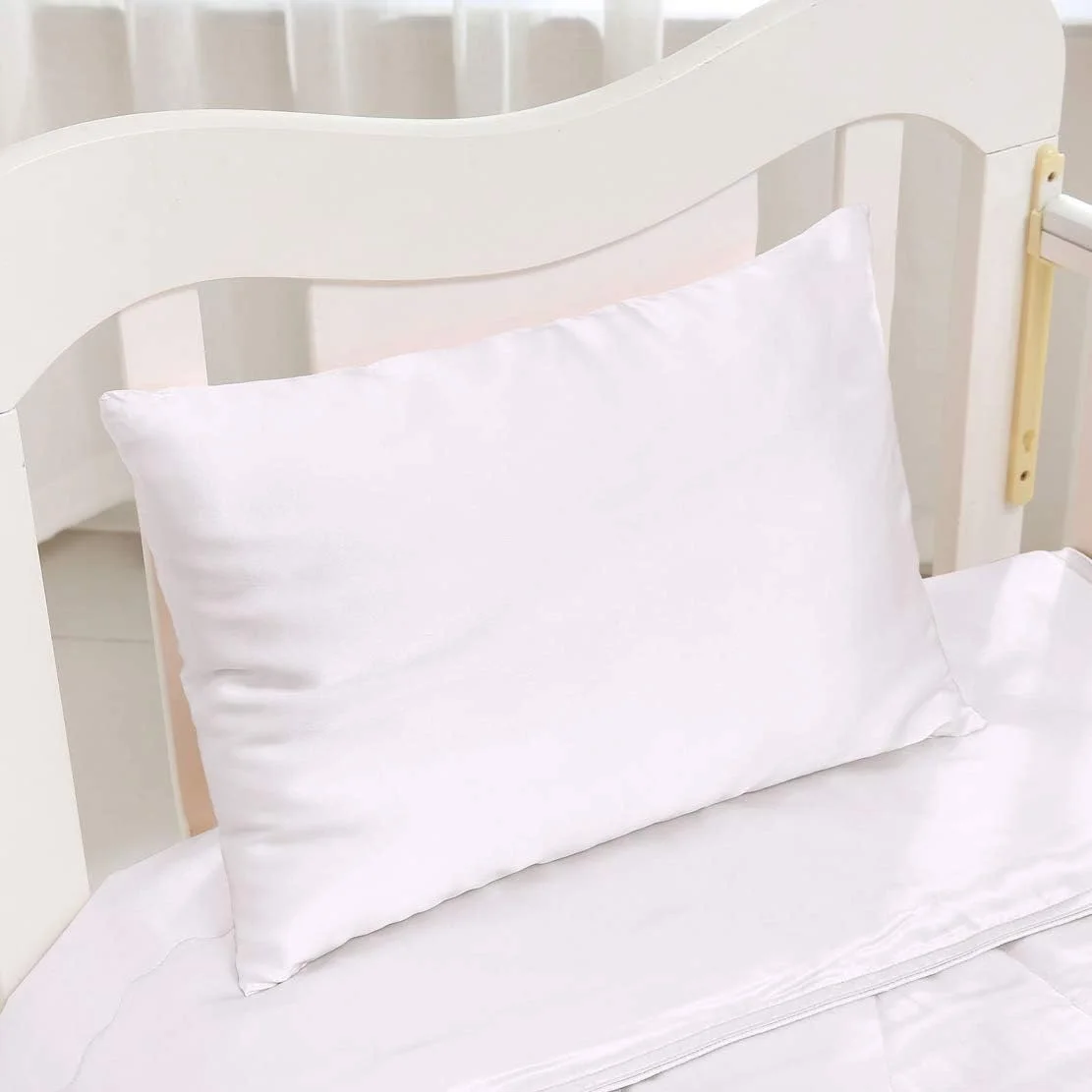بالش کودک Cozysilk با روبالشی ابریشمی قابل جدا شدن 33x45 سانتی متر - روبالشی 100% ابریشم توت - بالش کوچک رختخواب کودک با الیاف ابریشم طبیعی 65% (سفید مایل به شیری)