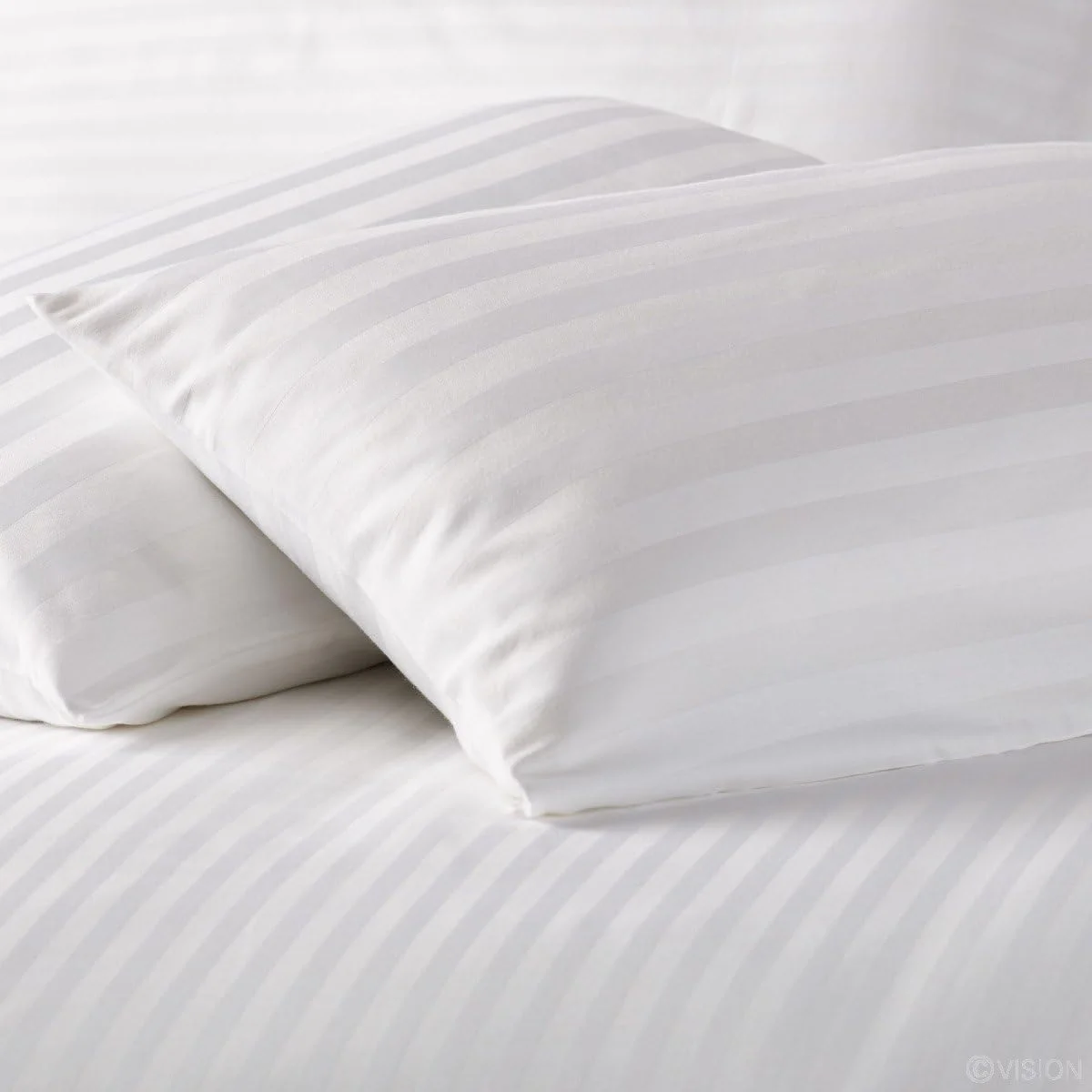 ست 2 عددی روبالشتی هتلی Linen Klub - لوکس 600TC پنبه 100% با بافت ساتن راه راه 1 اینچی، سایز استاندارد (50 x 75 سانتی متر)، سفید شیک برای راحتی بی نظیر ست 2 عددی روبالشتی هتلی Linen Klub - لوکس 600TC پنبه 100% با بافت ساتن راه راه 1 اینچی، سایز استاندارد (50 x 75 سانتی متر)، سفید شیک برای راحتی بی نظیر
