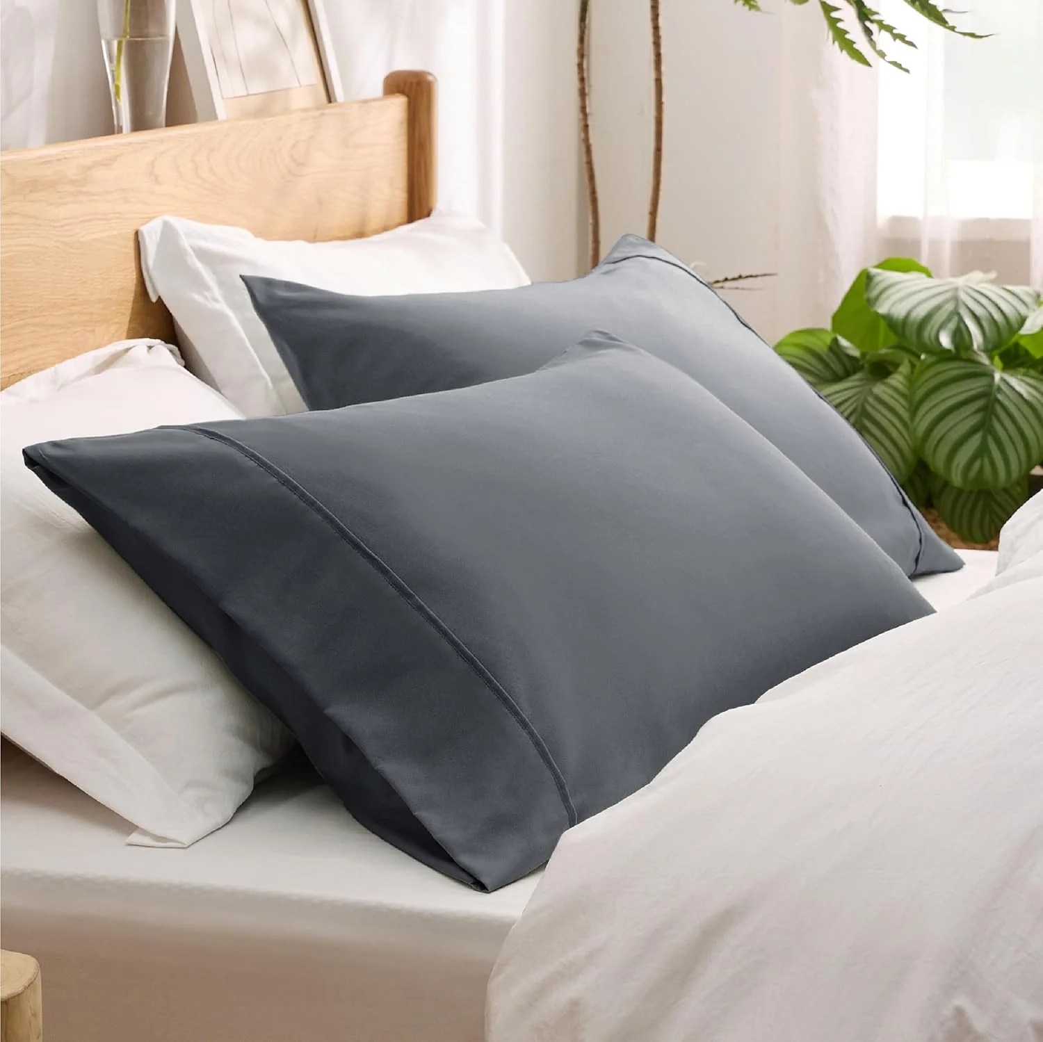 KASTWAVE Queen Pillow Cases, Set of 2 51 * 76cm Soft Brushed Microfiber Fabric Pillowcase with Envelope Closure, Shrinkage and Fade Resistant Pillow Covers, Machine Washable, Dark Grey KASTWAVE Queen Pillow Cases, Set of 2 51 * 76cm Soft Brushed Microfiber Fabric Pillowcase with Envelope Closure, Shrinkage and Fade Resistant Pillow Covers, Machine Washable, Dark Grey