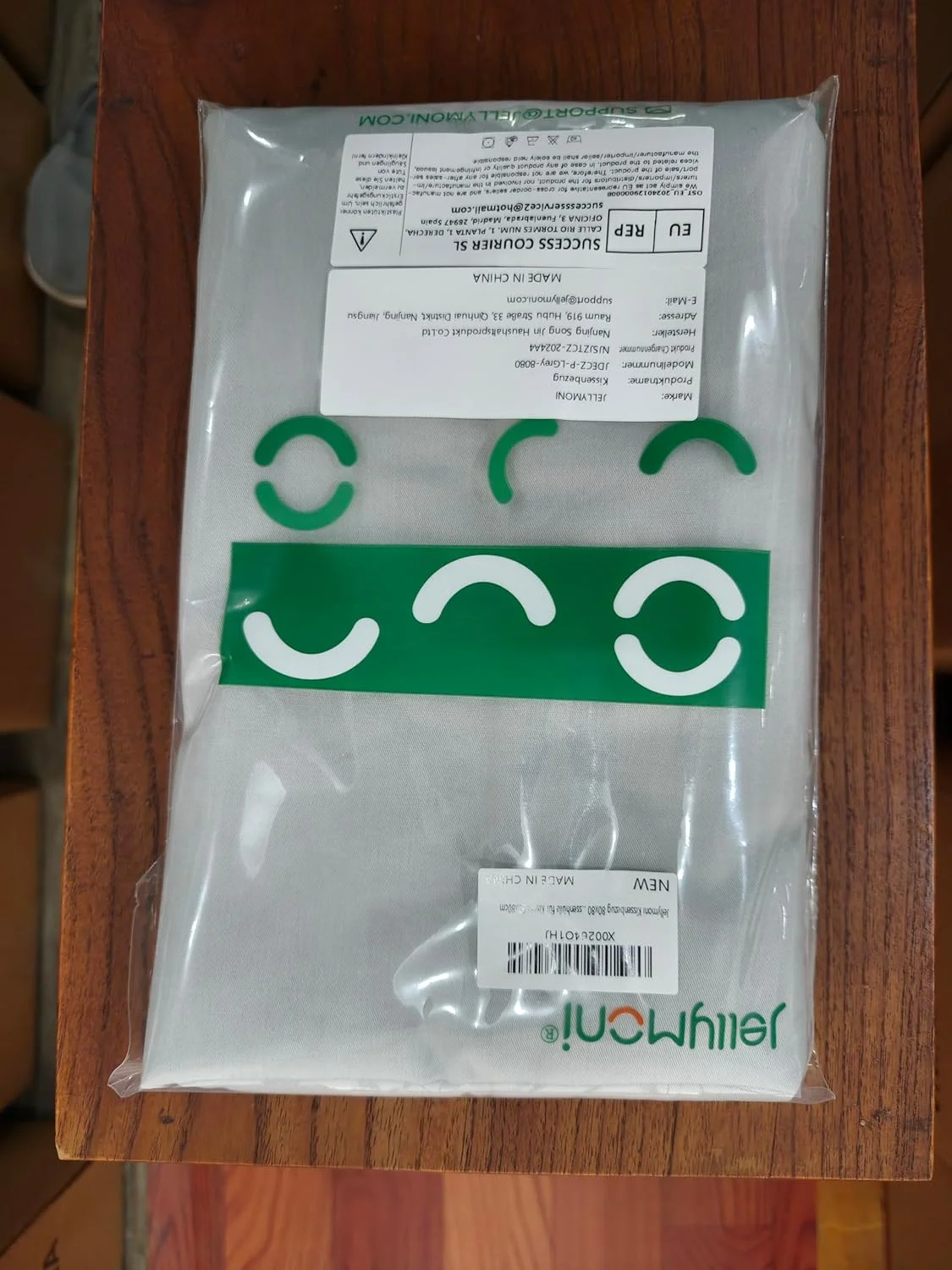روکش کوسن Jellymoni، ابعاد 80 در 80 سانتی متر، ست 2 عددی روبالشی، خاکستری روشن، از جنس پنبه Oeko-Tex 100% پنبه شسته شده، روبالشی با زیپ مخفی، نرم، ست 2 عددی روکش کوسن برای کوسن های 80 در 80 سانتی متر روکش کوسن Jellymoni، ابعاد 80 در 80 سانتی متر، ست 2 عددی روبالشی، خاکستری روشن، از جنس پنبه Oeko-Tex 100% پنبه شسته شده، روبالشی با زیپ مخفی، نرم، ست 2 عددی روکش کوسن برای کوسن های 80 در 80 سانتی متر