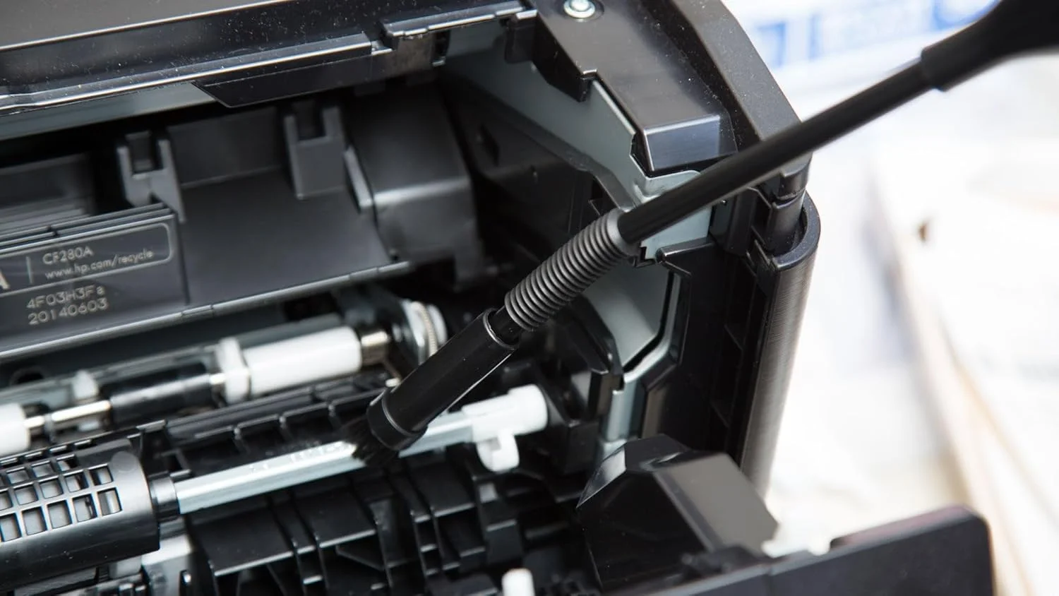 جاروبرقی دیتاوک سری ایمن پرو ESD متروپولیتن METROVAC