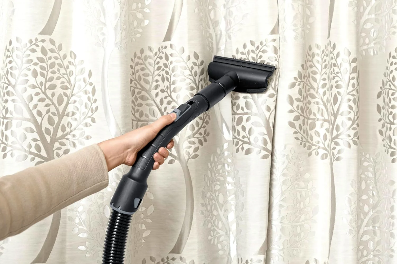 جاروبرقی بدون کیسه کارچر VC 3 Plus - فناوری چند چرخهای فشرده با فیلتر HEPA 13 برای نظافت کارآمد منزل جاروبرقی بدون کیسه کارچر VC 3 Plus - فناوری چند چرخهای فشرده با فیلتر HEPA 13 برای نظافت کارآمد منزل