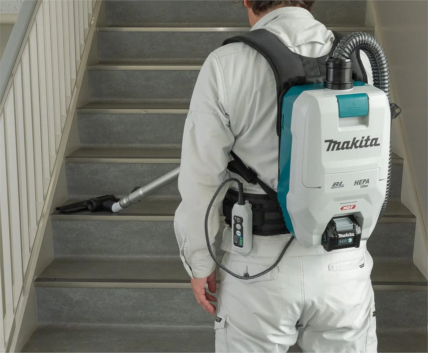 جاروبرقی پشتی شارژی ماکیتا مدل VC008GZ02 40V Max Li-ion XGT Brushless - بدون باتری و شارژر