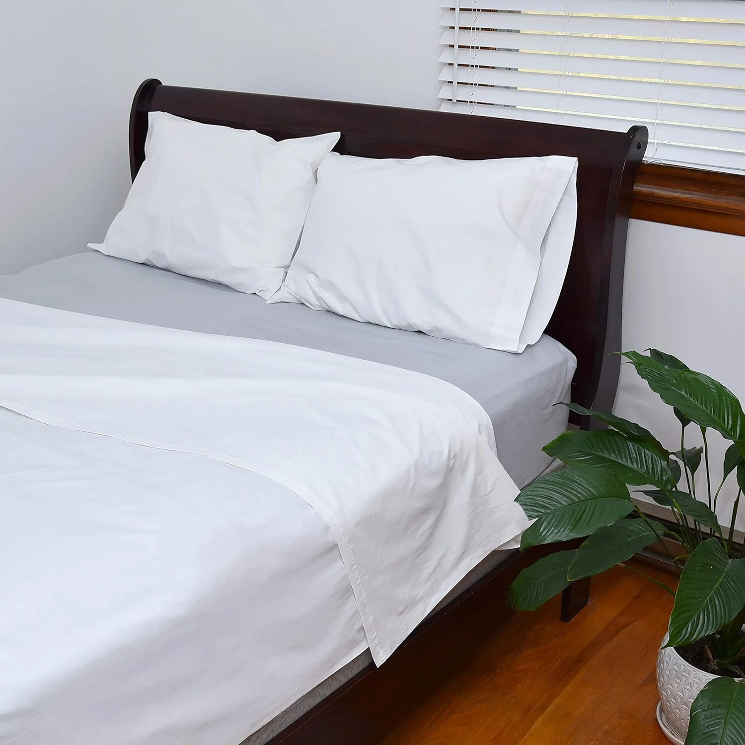 روبالشی های مخلوط پنبه سفید Pacific Linens، سایز کوئین 50x86 سانتی متر، بسته 2 عددی روبالشی های مخلوط پنبه سفید Pacific Linens، سایز کوئین 50x86 سانتی متر، بسته 2 عددی