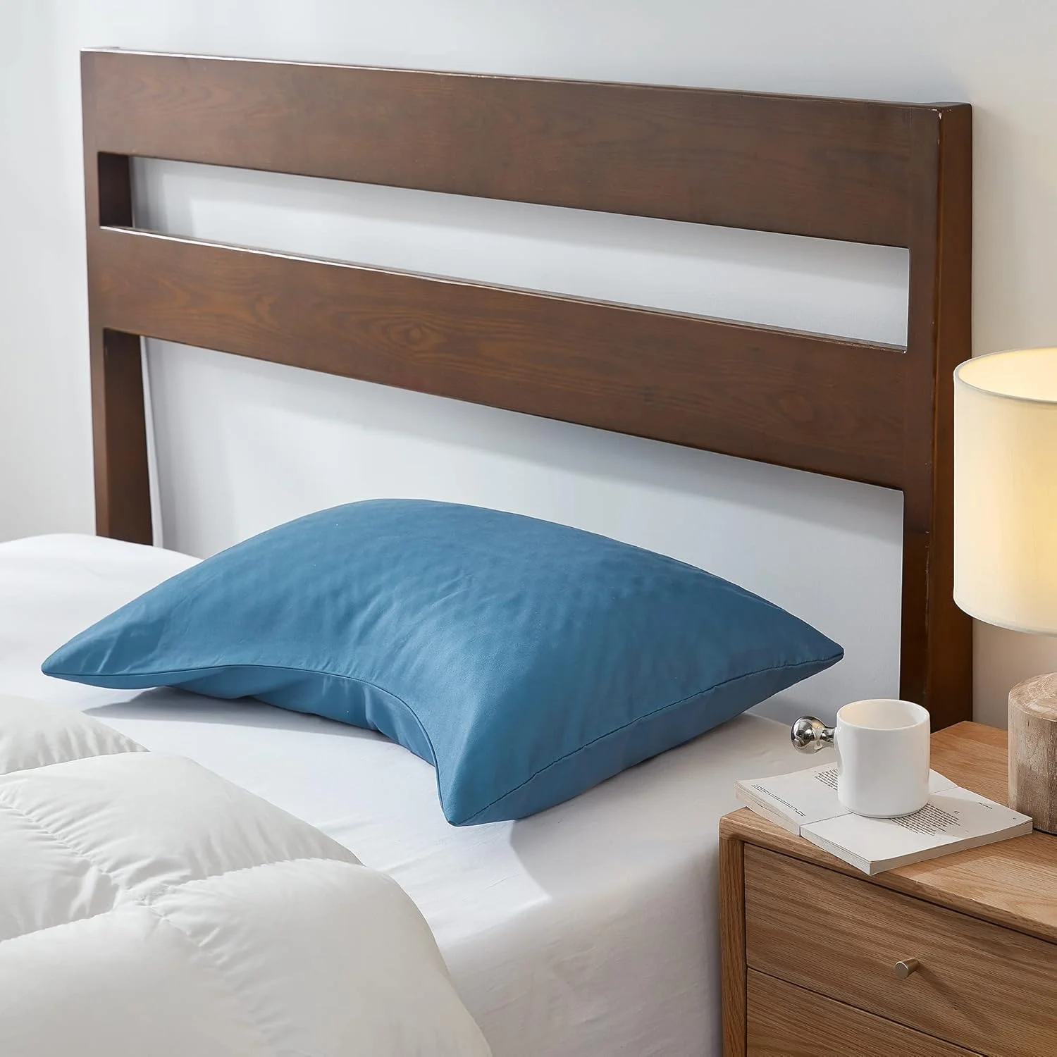 روکش بالش منحنی Sidney Sleep - دارای زیپ سرتاسری - میکروفیبر برس خورده نرم و با کیفیت - 50 در 76 سانتی متر - مناسب برای بالش های منحنی مخصوص خواب پهلو (Queen، سرمه ای) روکش بالش منحنی Sidney Sleep - دارای زیپ سرتاسری - میکروفیبر برس خورده نرم و با کیفیت - 50 در 76 سانتی متر - مناسب برای بالش های منحنی مخصوص خواب پهلو (Queen، سرمه ای)