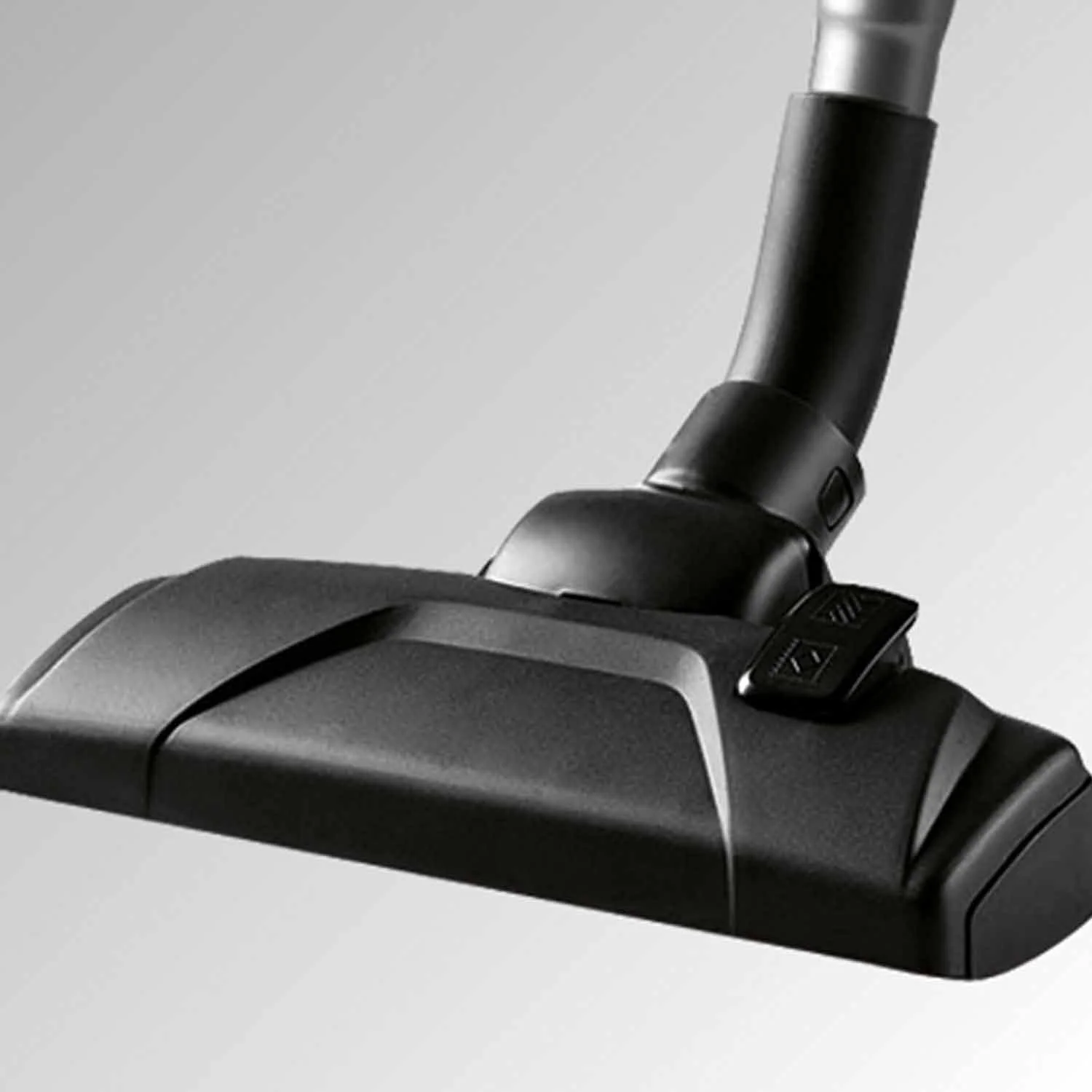 جاروبرقی سطلی بدون کیسه الکترولوکس مدل CompactGo با توان 1600 وات، سبک وزن با نازل 2 در 1، فیلتر بهداشتی HEPA برای خانه ای تمیز و سالم، مخزن گرد و غبار با تخلیه آسان، ایده آل برای منزل، Z1230