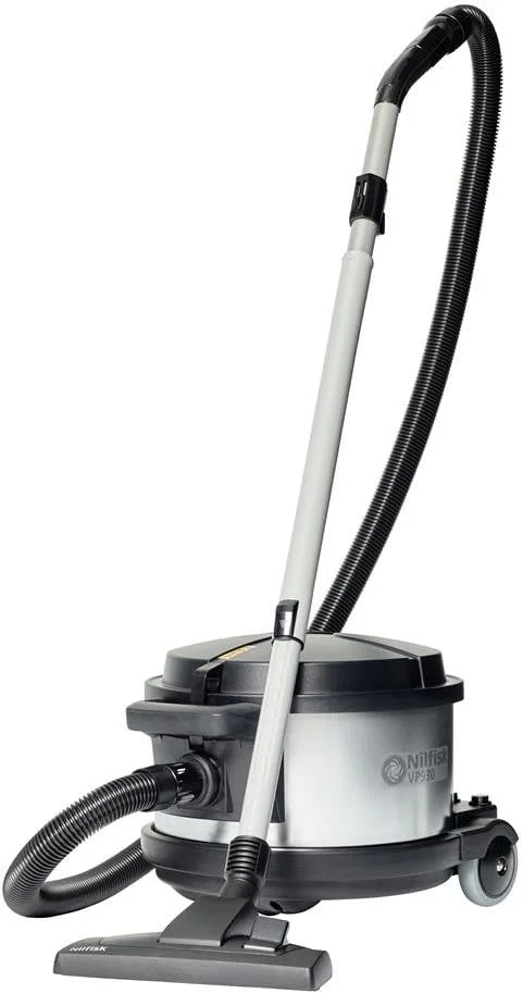 جاروبرقی تجاری نیلفیسک VP930 ECO HEPA، جاروبرقی صنعتی با فیلتر HEPA، کیسه فیلتر حجمی 15 لیتری، ظرفیت 400 وات، جریان هوا 26 لیتر در ثانیه، 107420627، مشکی/خاکستری جاروبرقی تجاری نیلفیسک VP930 ECO HEPA، جاروبرقی صنعتی با فیلتر HEPA، کیسه فیلتر حجمی 15 لیتری، ظرفیت 400 وات، جریان هوا 26 لیتر در ثانیه، 107420627، مشکی/خاکستری