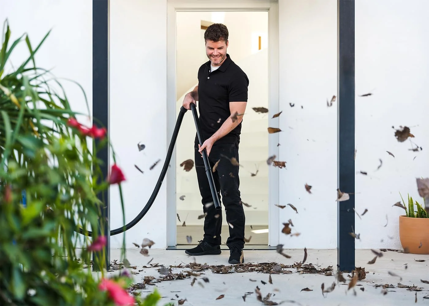 جاروبرقی سطلی نیلفیسک مدل BUDDY II 18 T EU جاروبرقی سطلی نیلفیسک مدل BUDDY II 18 T EU