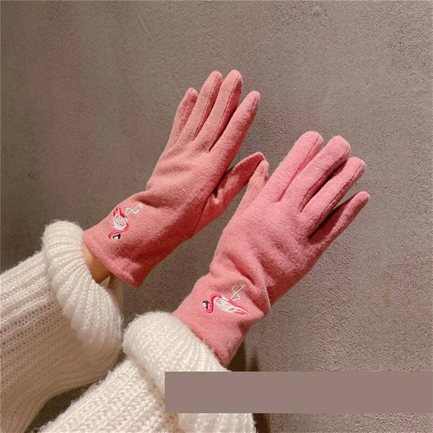 دستکش های پنج انگشتی YWLETO، دستکش های حرارتی ضخیم و مخملی، مناسب برای دوچرخه سواری و رانندگی، دارای قابلیت استفاده از صفحه لمسی، دستکش های پاییزی و زمستانی زنانه