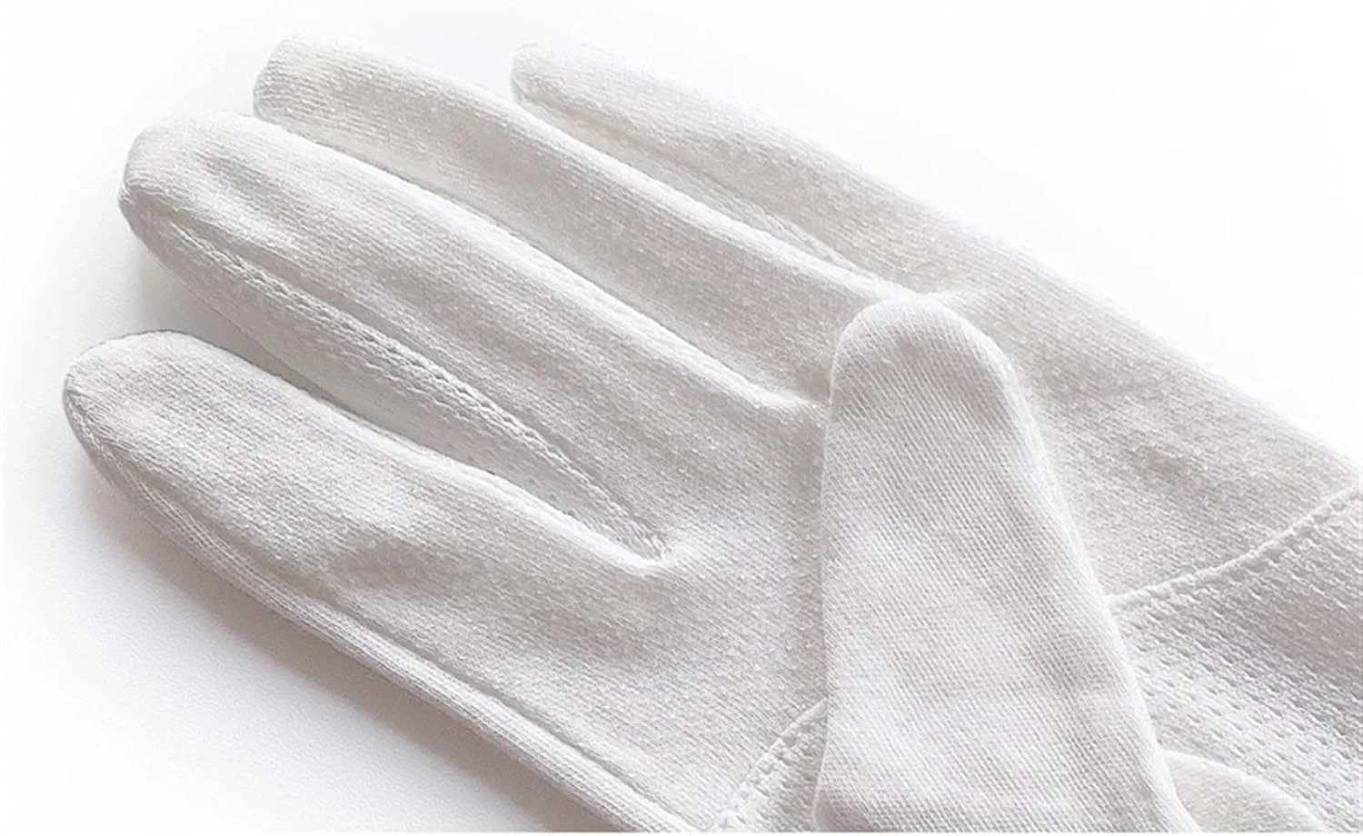 دستکش ضد آفتاب YWLETO زنانه مناسب تابستان، بهار و پاییز، کوتاه، سبک، تنفسی، مناسب رانندگی و موتورسواری، ضد لغزش و دارای قابلیت استفاده از صفحه لمسی برای بانوان