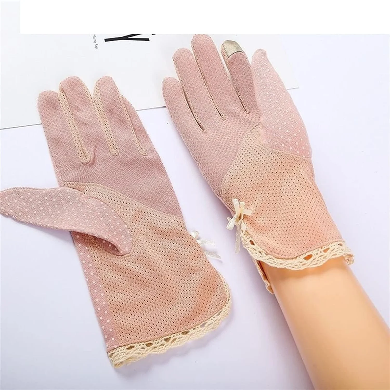 دستکش های تابستانی YWLETO زنانه، دستکش های ضد آفتاب طرح خال خالی زیبا، دستکش های رانندگی تنفسی با قابلیت استفاده از صفحه لمسی، نیمه انگشتی زنانه