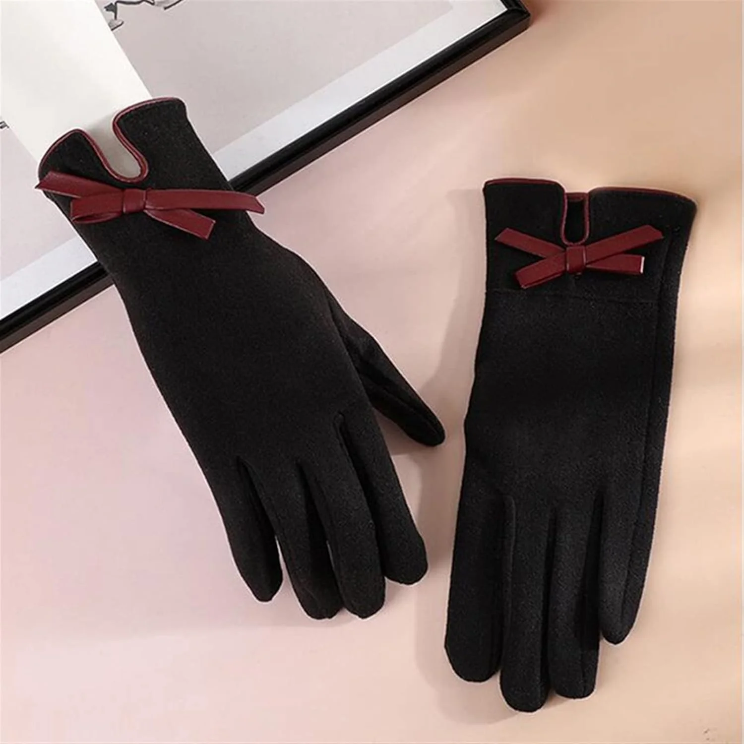 دستکش های گرم YWLETO مناسب پاییز و زمستان، دخترانه، مخملی و ضخیم، ضد سرما و دارای قابلیت استفاده از صفحه لمسی برای رانندگی و موتورسواری، مناسب بانوان