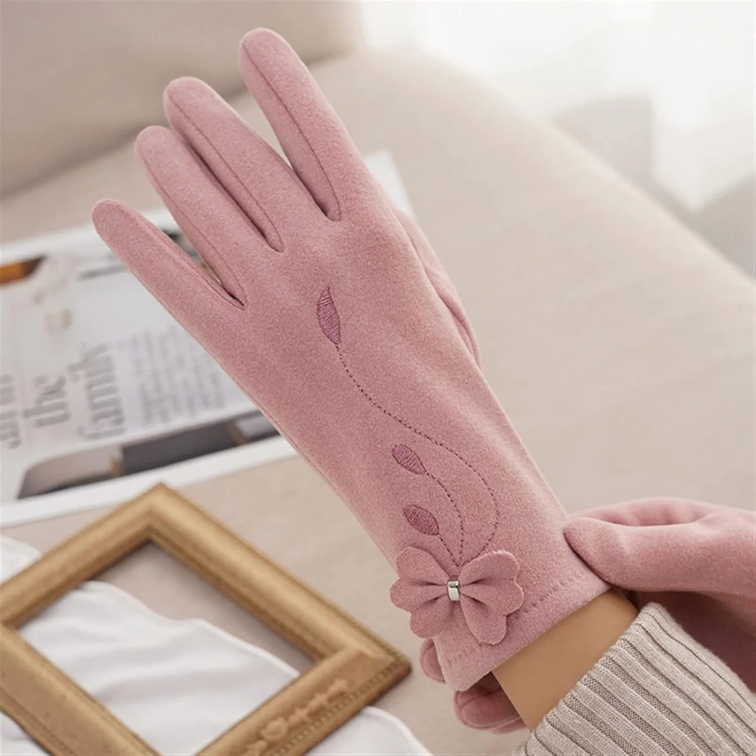 دستکش های زمستانی زنانه YWLETO، دستکش های گرم صفحه لمسی، ضخیم شده، ضد باد، دستکش های سواری دوست داشتنی برای زنان