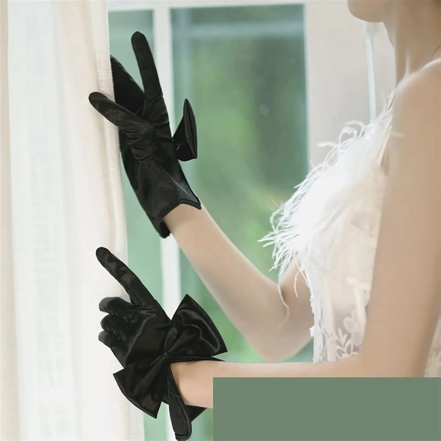 دستکش های مشکی YWLETO زنانه، کوتاه، نازک و تمام انگشتی مناسب فصل تابستان