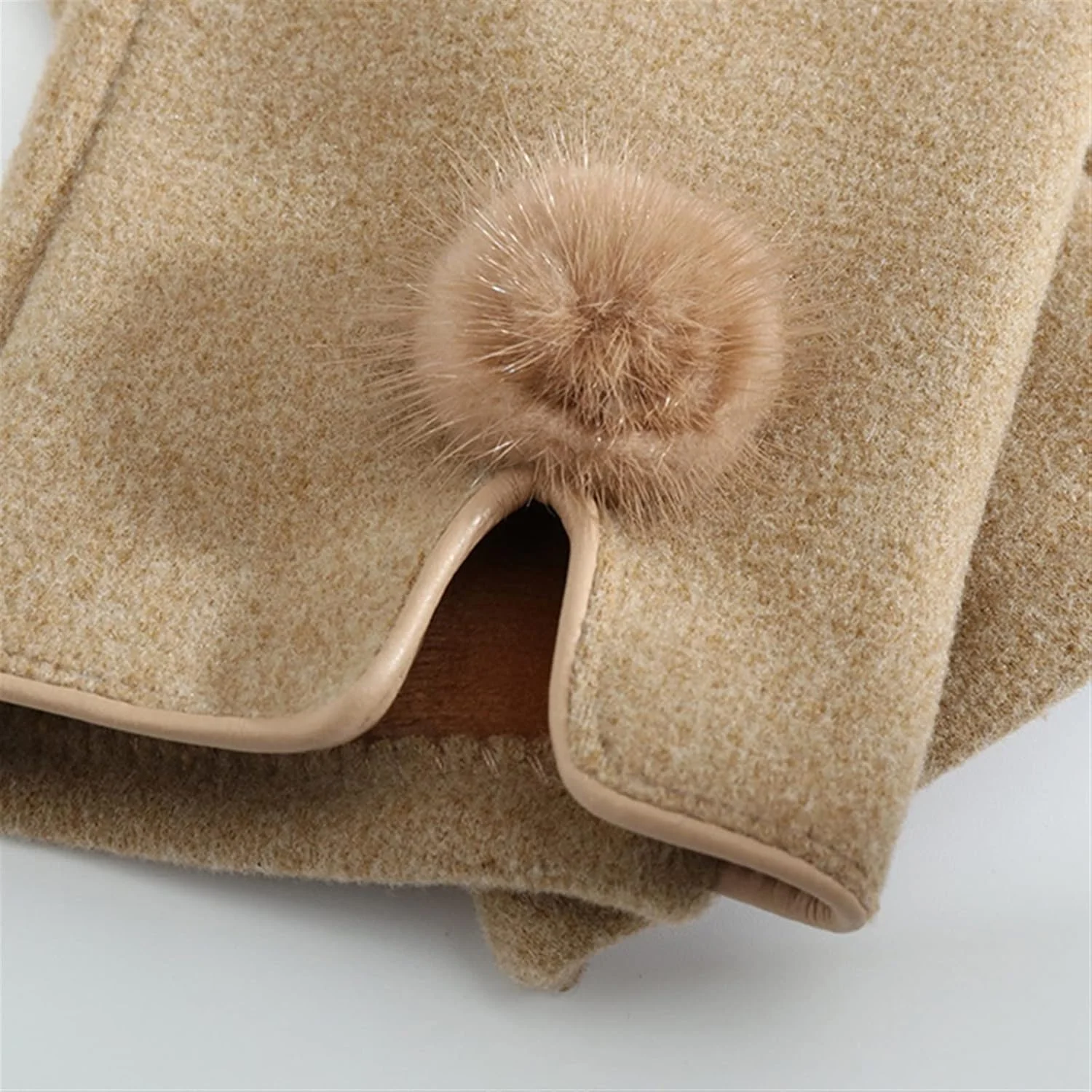 دستکش های گرم YWLETO مناسب پاییز و زمستان، دستکش های بهاری و پاییزی زنانه، زیبا، مناسب رانندگی و سوارکاری، ضد سرما، دارای قابلیت استفاده از صفحه لمسی، انگشت جدا برای بانوان