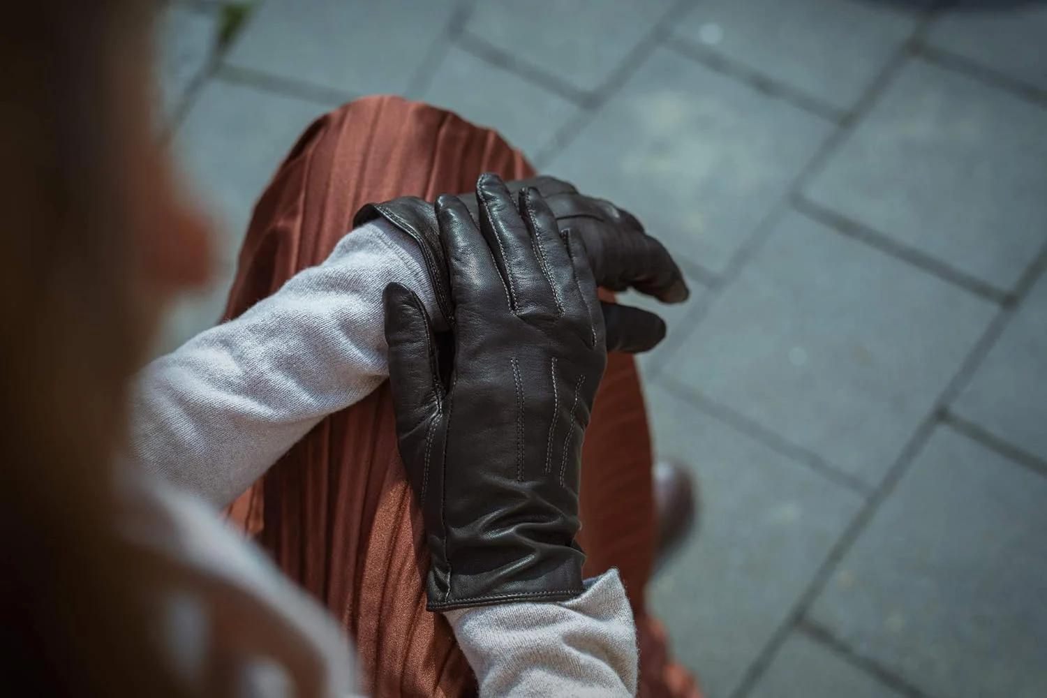 دستکش چرمی زنانه EEM، چرم نرم ایتالیایی، آستر پشمی نرم، قابلیت لمسی، سه دکمه دستکش چرمی زنانه EEM، چرم نرم ایتالیایی، آستر پشمی نرم، قابلیت لمسی، سه دکمه