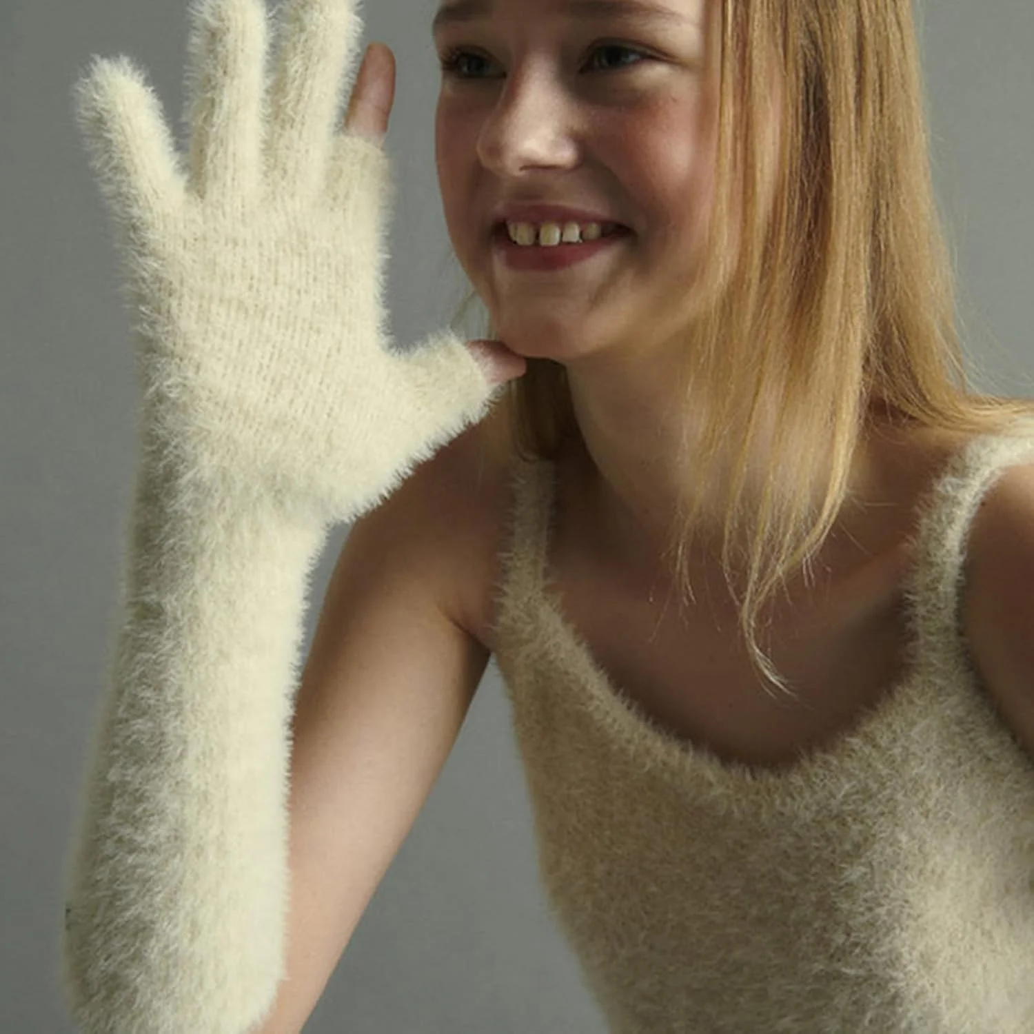 دستکش های دخترانه با دو انگشت باز، دستکش های گرم تمام انگشتی، دستکش های گرم کننده بازوی بلند برای زنان و مردان، لوازم زمستانی بافتنی ضد باد برای هوای سرد دستکش های دخترانه با دو انگشت باز، دستکش های گرم تمام انگشتی، دستکش های گرم کننده بازوی بلند برای زنان و مردان، لوازم زمستانی بافتنی ضد باد برای هوای سرد