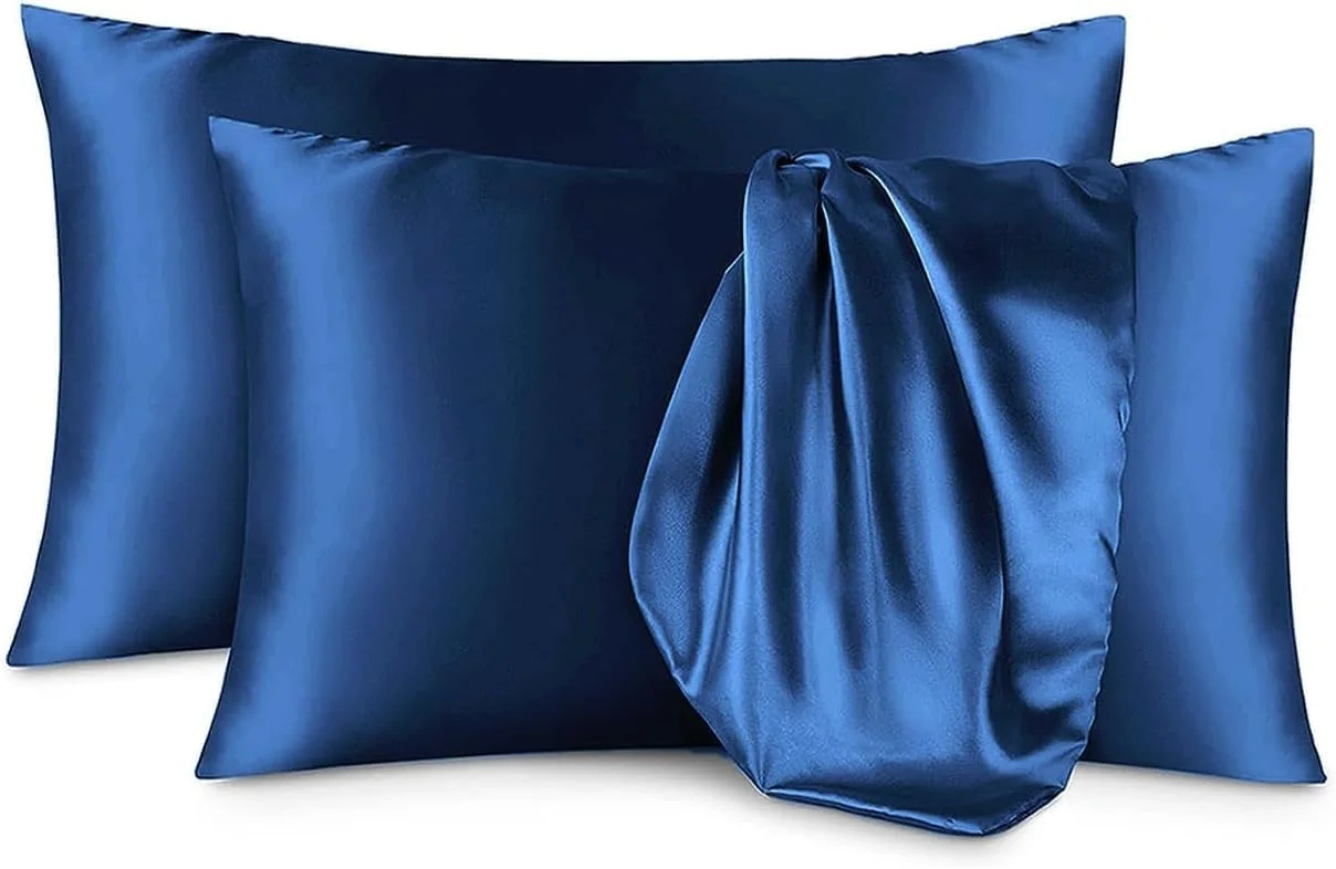 روبالشی ابریشم توت 100% طبیعی نیام (1 عدد)، ایده آل برای مراقبت از پوست و مو. بافت نرم و خنک، سایز 48.5 × 71 سانتی متر. رنگ آبی. روبالشی ابریشم توت 100% طبیعی نیام (1 عدد)، ایده آل برای مراقبت از پوست و مو. بافت نرم و خنک، سایز 48.5 × 71 سانتی متر. رنگ آبی.