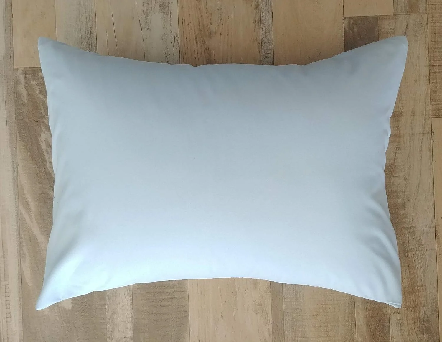 روبالشی کودک الا اند مکس. آبی. نرم و لطیف. مناسب برای بالش های 33x45 و 35x48 سانتی متر. ساخته شده از پارچه میکروفیبر لوکس. بدون نیاز به اتو. بهترین روبالشی کودک یا مسافرتی. روبالشی کودک الا اند مکس. آبی. نرم و لطیف. مناسب برای بالش های 33x45 و 35x48 سانتی متر. ساخته شده از پارچه میکروفیبر لوکس. بدون نیاز به اتو. بهترین روبالشی کودک یا مسافرتی.