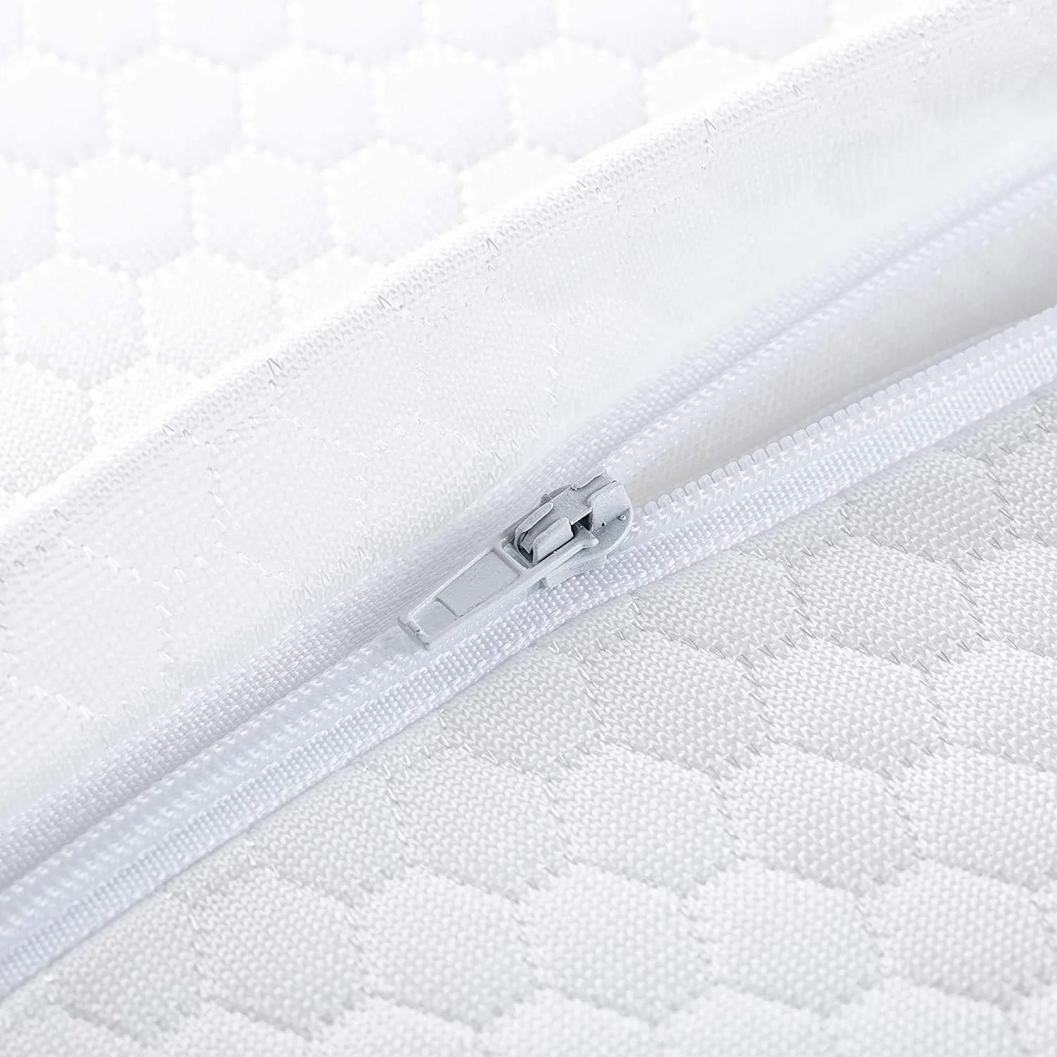 روبالشی فوم حافظه دار گردنی Elviros با روکش قابل تعویض (خاکستری، فقط روبالشی) روبالشی فوم حافظه دار گردنی Elviros با روکش قابل تعویض (خاکستری، فقط روبالشی)