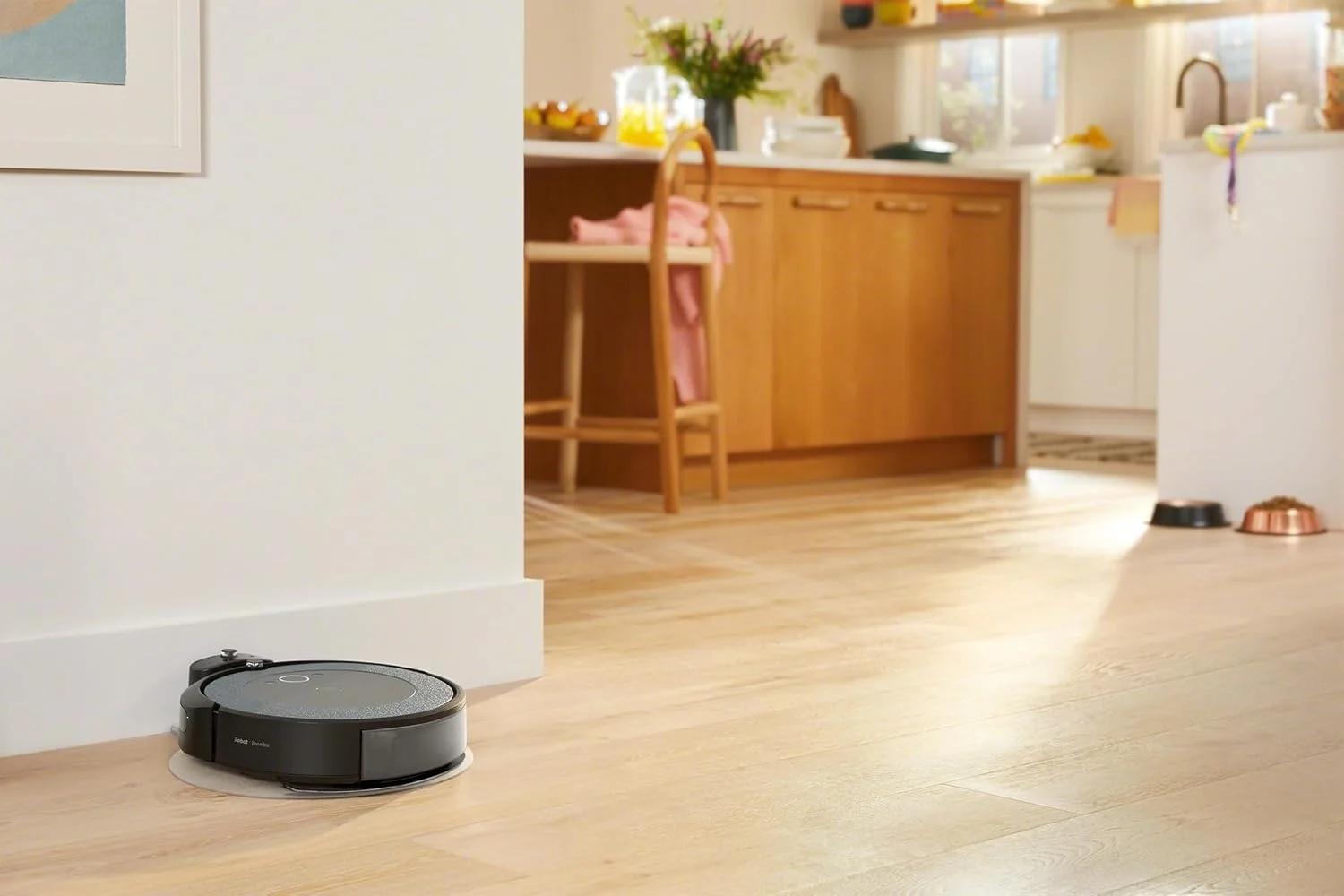 جاروبرقی رباتیک و تی شوی 2 در 1 iRobot Roomba Combo i5 (i5172)، اتصال WiFi - 2 برس لاستیکی - نقشه برداری، حافظه و انطباق با خانه - سازگار با دستیارهای صوتی جاروبرقی رباتیک و تی شوی 2 در 1 iRobot Roomba Combo i5 (i5172)، اتصال WiFi - 2 برس لاستیکی - نقشه برداری، حافظه و انطباق با خانه - سازگار با دستیارهای صوتی