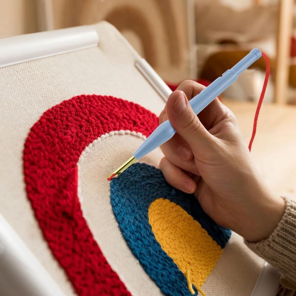 ابزار قلم سوزن پانچ گلدوزی قابل تنظیم WYBG، بسته 2 عددی، سوزن نخکن نمدی برای گلدوزی، فرش، هنر و صنایع دستی دستساز، دوخت، تکهدوزی و تزیین ابزار قلم سوزن پانچ گلدوزی قابل تنظیم WYBG، بسته 2 عددی، سوزن نخکن نمدی برای گلدوزی، فرش، هنر و صنایع دستی دستساز، دوخت، تکهدوزی و تزیین