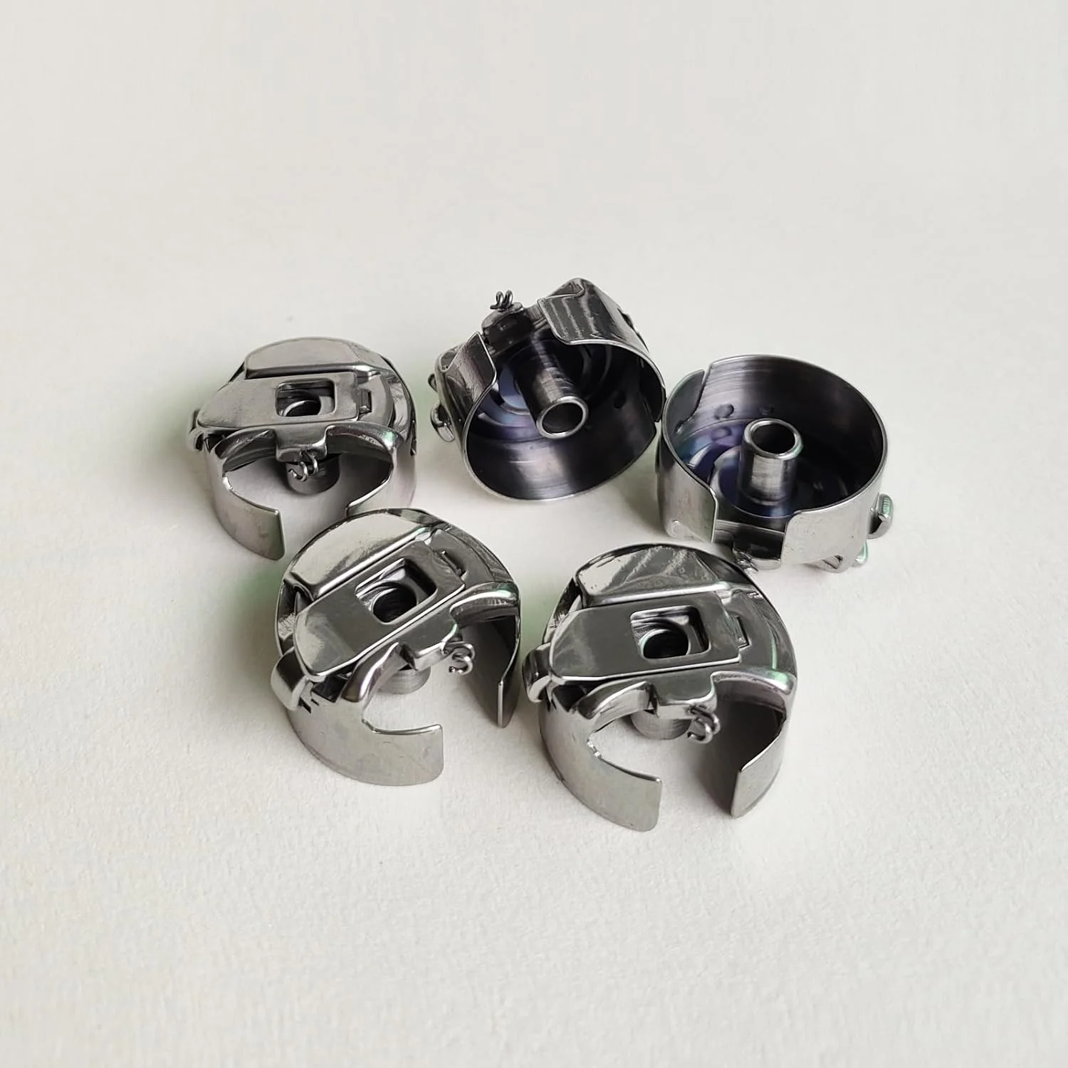 VANELY 5PCS Standard Industrial Bobbin Case fit Embroidery Machine Using Size L Bobbin Case