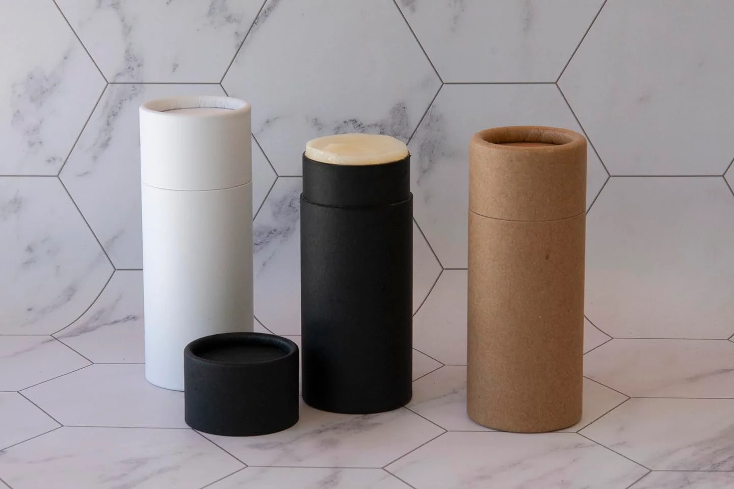 تیوب های مقوایی کرافت 70 گرمی / 2.5 اونسی دئودورانت GreenWay با درب - بسته 25 عددی تیوب های عطر جامد قابل پر کردن مجدد ظروف آرایشی DIY - مشکی تیوب های مقوایی کرافت 70 گرمی / 2.5 اونسی دئودورانت GreenWay با درب - بسته 25 عددی تیوب های عطر جامد قابل پر کردن مجدد ظروف آرایشی DIY - مشکی