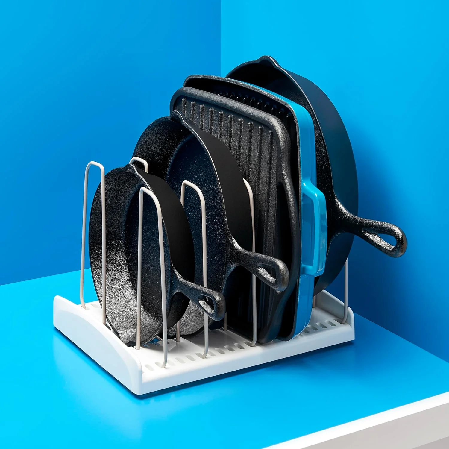 قفسه ظروف آشپزی YouCopia StoreMore، سازمان دهنده قابلمه و تابه قابل تنظیم با 6 جداکننده برای نگهداری در کابینت آشپزخانه، پایه ضد لغزش، نصب آسان، سفید قفسه ظروف آشپزی YouCopia StoreMore، سازمان دهنده قابلمه و تابه قابل تنظیم با 6 جداکننده برای نگهداری در کابینت آشپزخانه، پایه ضد لغزش، نصب آسان، سفید