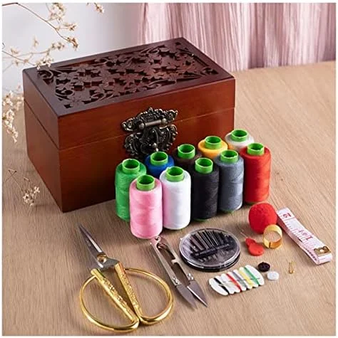 جعبه خیاطی، جعبه نگهداری لوازم خیاطی چوبی محکم و قدیمی، جعبه سازمان دهنده لوازم خیاطی به همراه کیت لوازم جانبی، سبد لوازم خیاطی مناسب مبتدیان/بزرگسالان/کودکان/خانم ها/آقایان (رنگ: رنگ چوب، اندازه: 21.5x13) جعبه خیاطی، جعبه نگهداری لوازم خیاطی چوبی محکم و قدیمی، جعبه سازمان دهنده لوازم خیاطی به همراه کیت لوازم جانبی، سبد لوازم خیاطی مناسب مبتدیان/بزرگسالان/کودکان/خانم ها/آقایان (رنگ: رنگ چوب، اندازه: 21.5x13)
